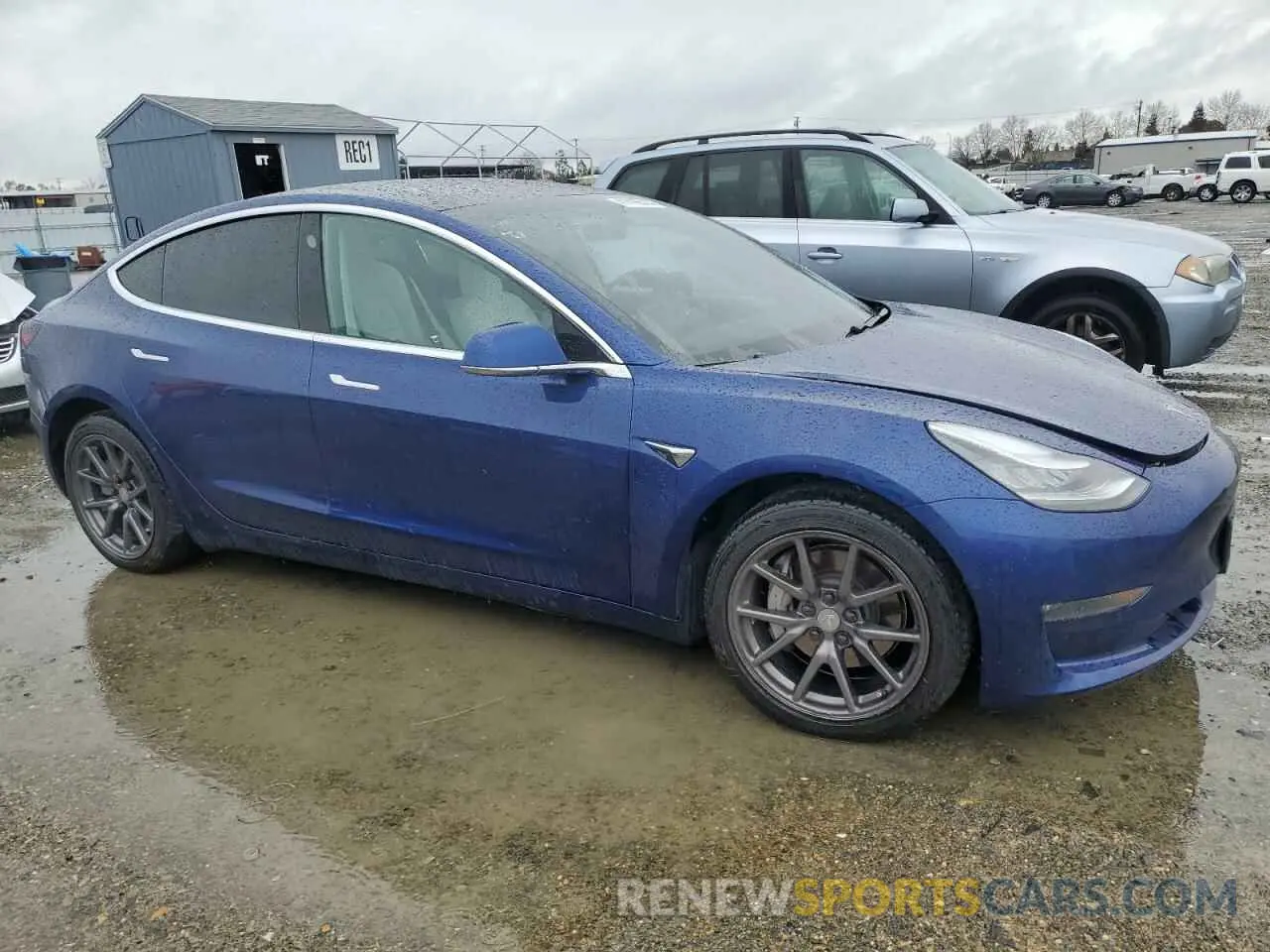 4 fotografías del automóvil dañado 5YJ3E1EB4LF639406 TESLA MODEL 3 2020