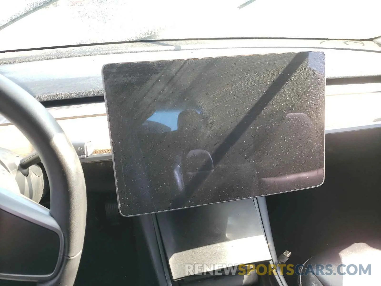 9 fotografías del automóvil dañado 5YJ3E1EB4LF646369 TESLA MODEL 3 2020