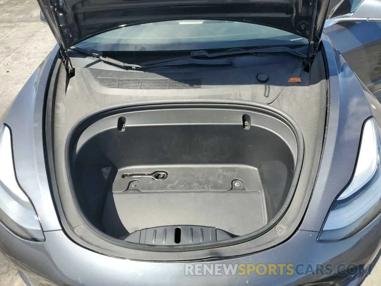 11 fotografías del automóvil dañado 5YJ3E1EB4LF650955 TESLA MODEL 3 2020