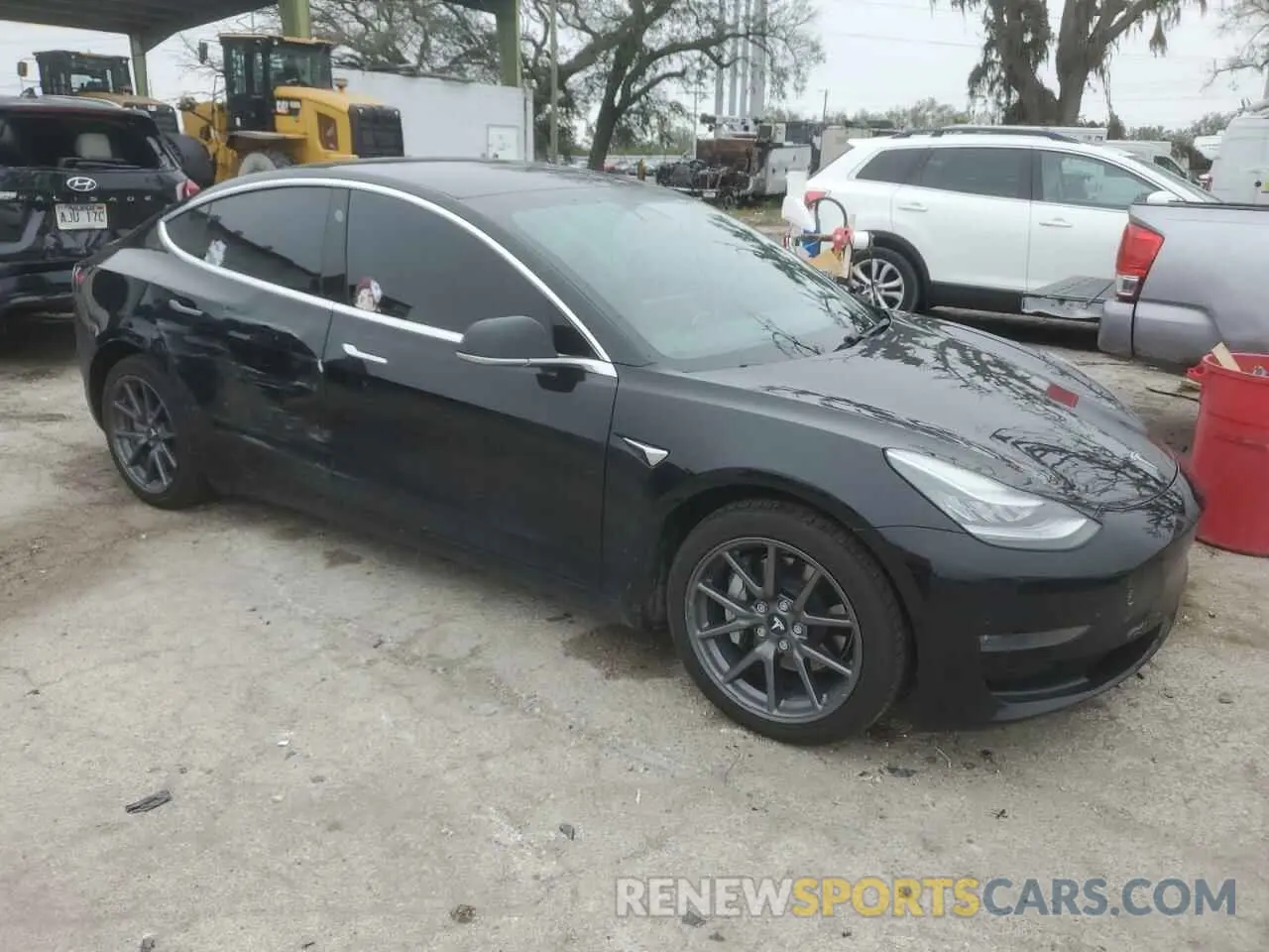 4 fotografías del automóvil dañado 5YJ3E1EB4LF663043 TESLA MODEL 3 2020
