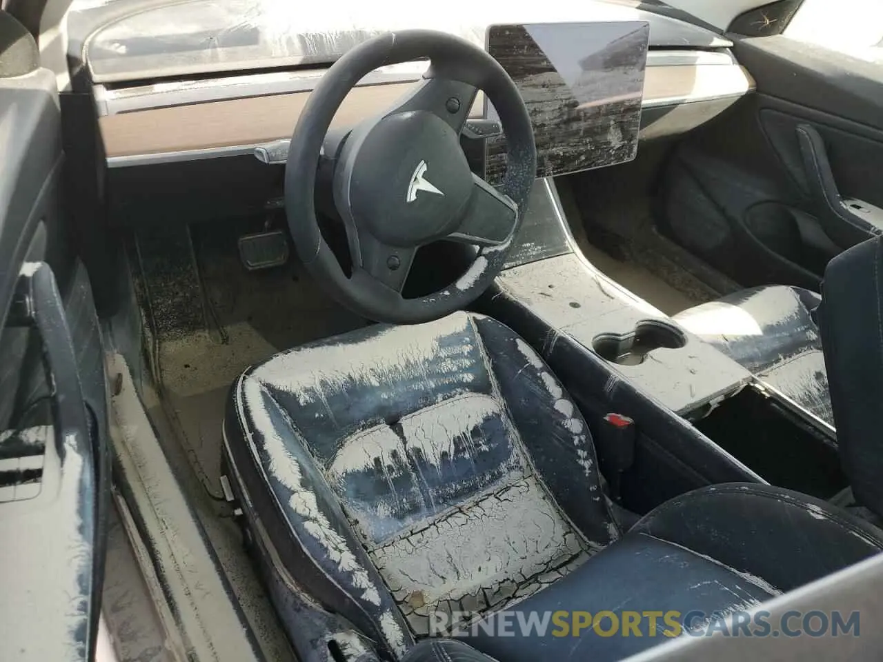 8 fotografías del automóvil dañado 5YJ3E1EB4LF667321 TESLA MODEL 3 2020