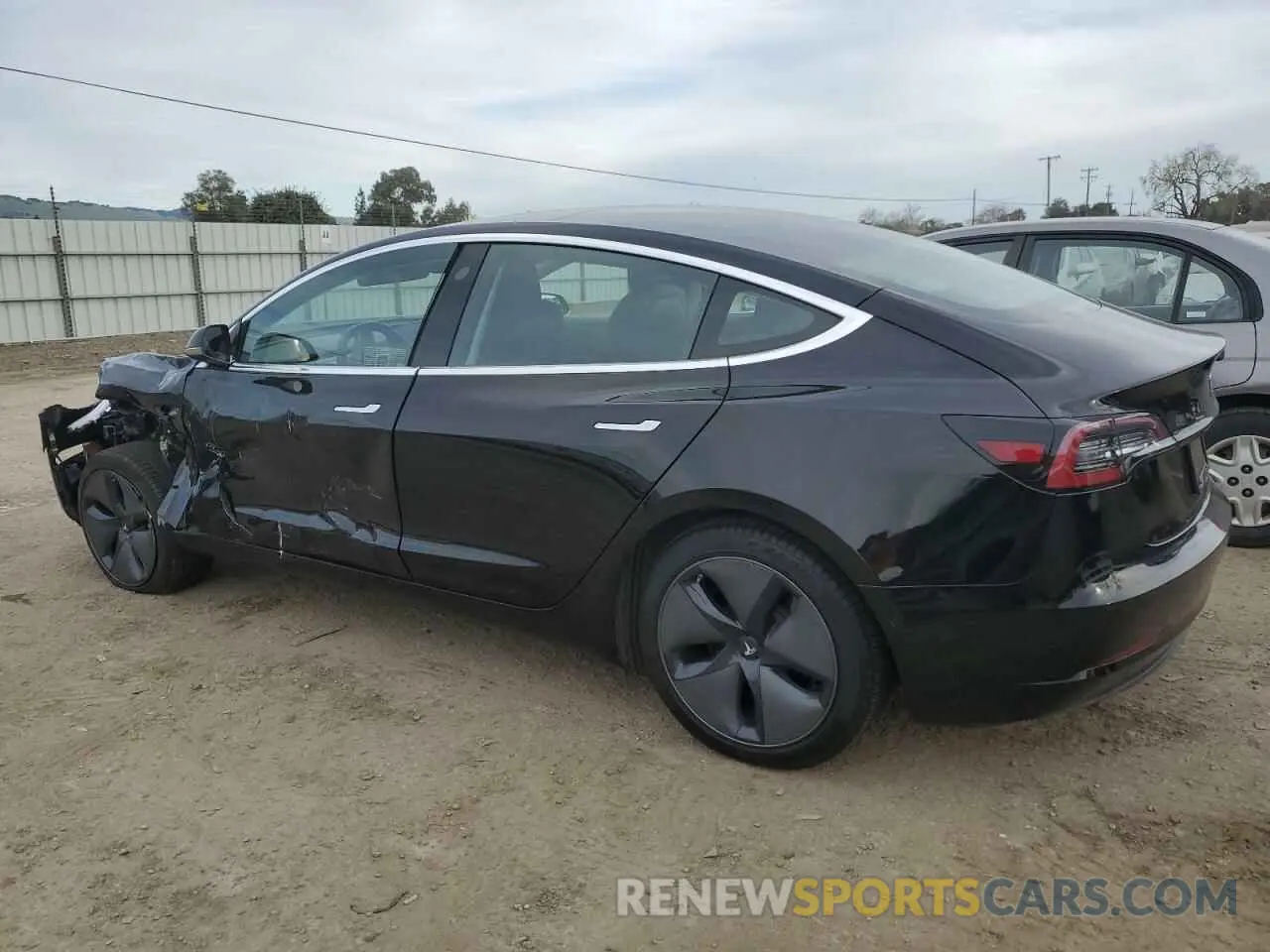 2 fotografías del automóvil dañado 5YJ3E1EB4LF710488 TESLA MODEL 3 2020