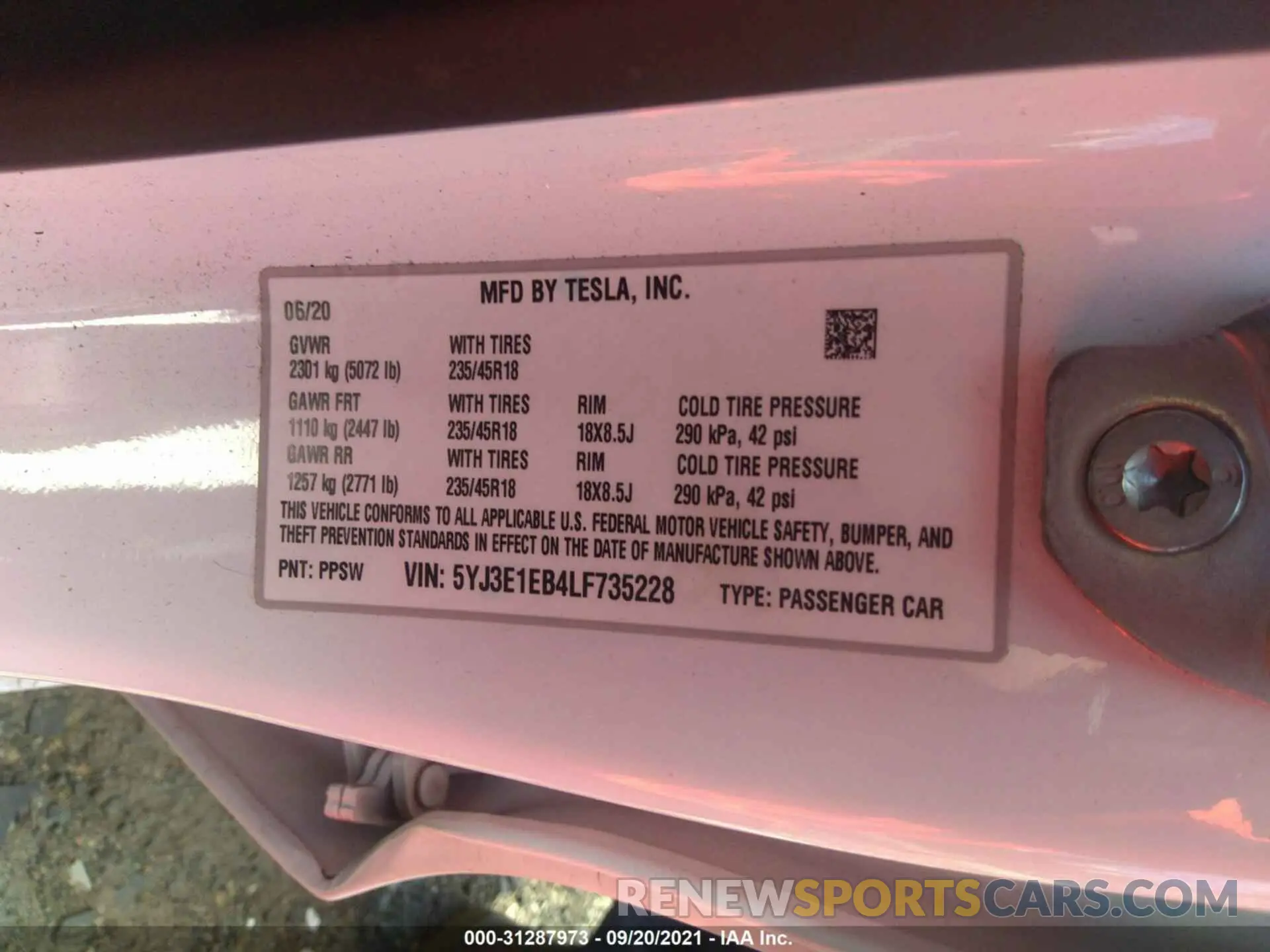 9 fotografías del automóvil dañado 5YJ3E1EB4LF735228 TESLA MODEL 3 2020