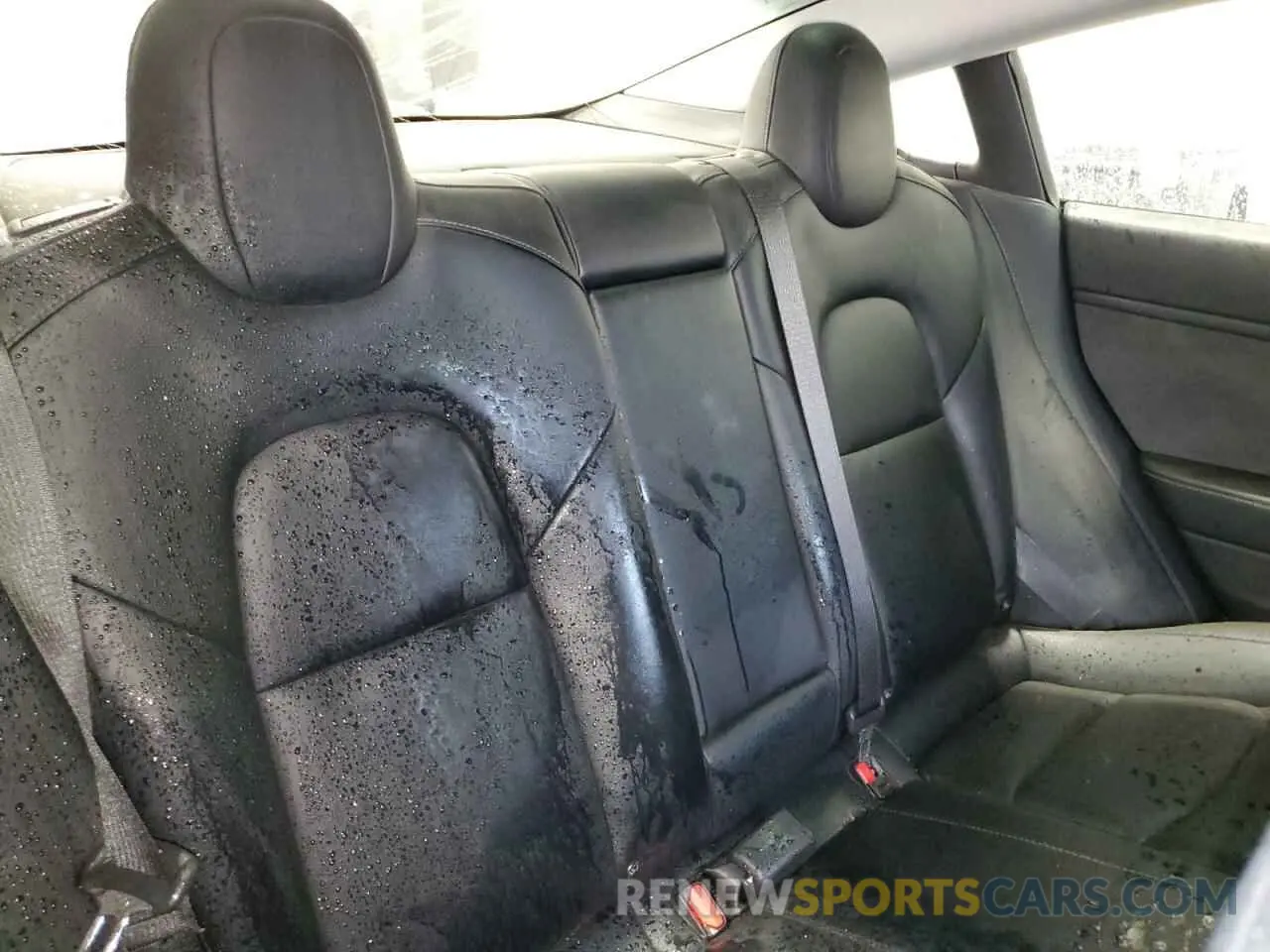 11 fotografías del automóvil dañado 5YJ3E1EB4LF790472 TESLA MODEL 3 2020