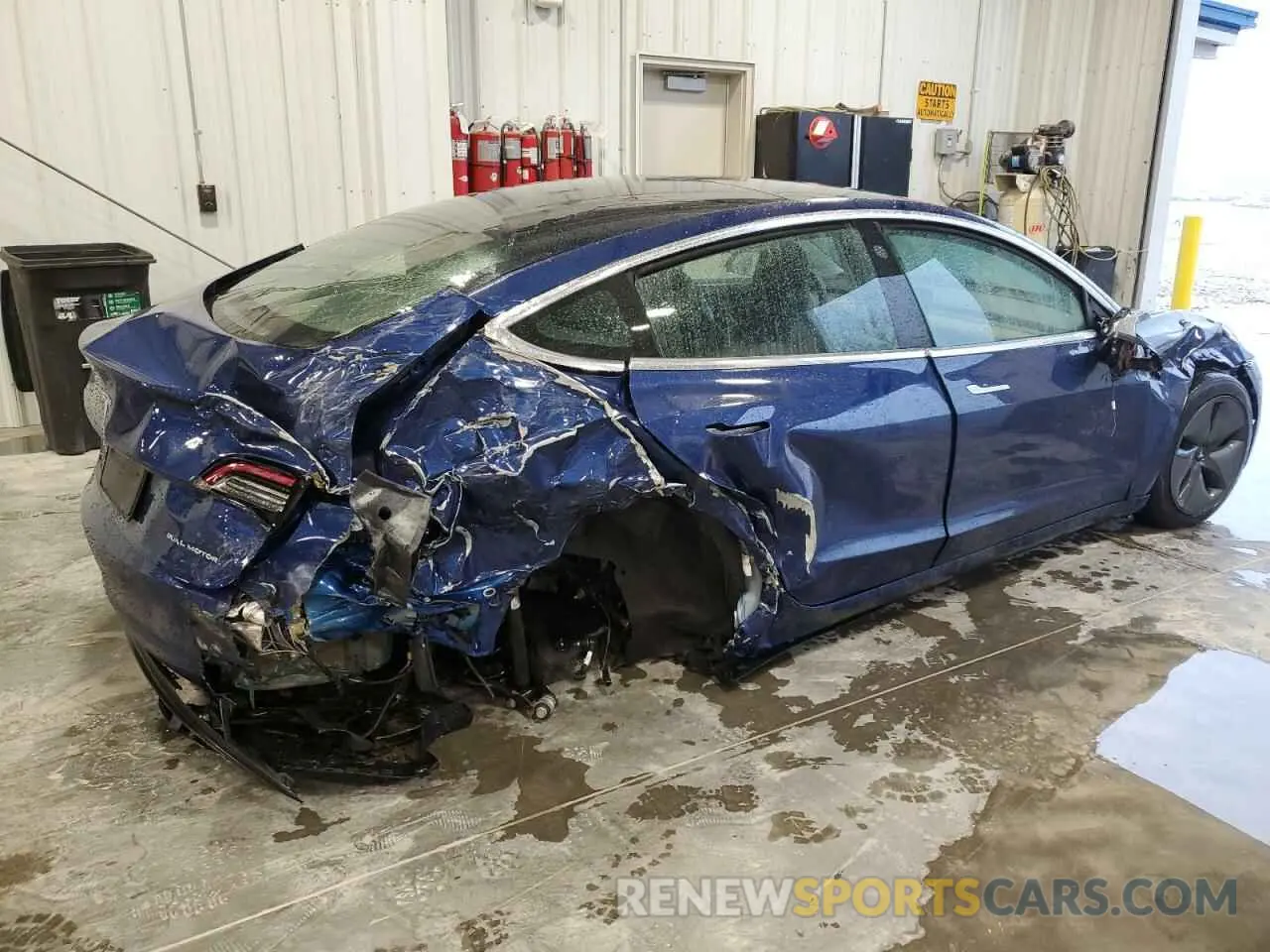 3 fotografías del automóvil dañado 5YJ3E1EB4LF790472 TESLA MODEL 3 2020