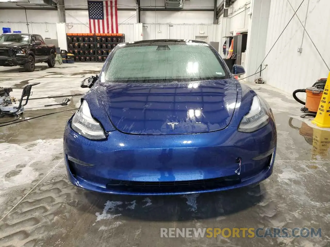 5 fotografías del automóvil dañado 5YJ3E1EB4LF790472 TESLA MODEL 3 2020