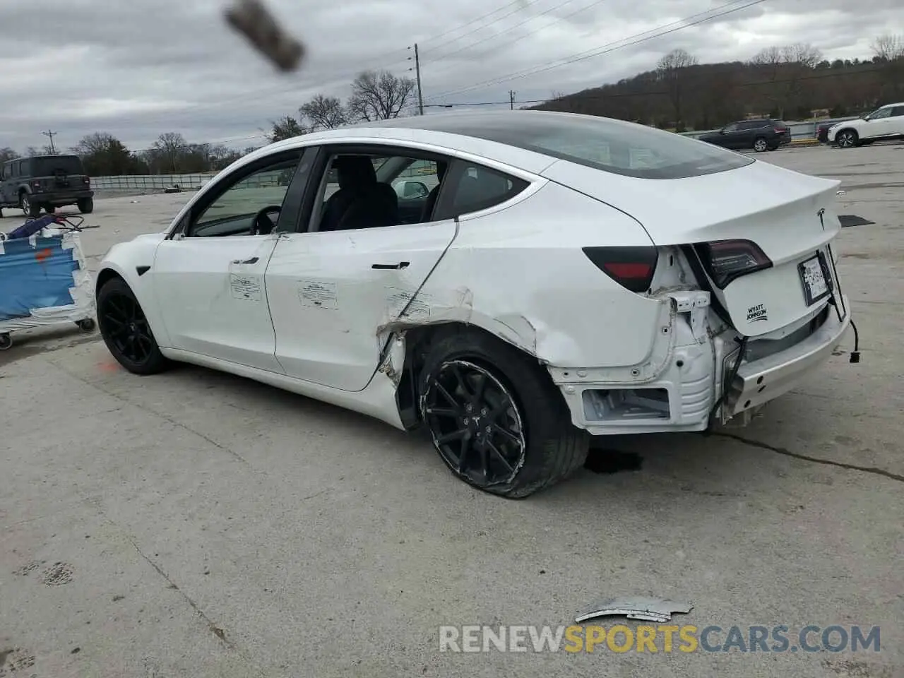 2 fotografías del automóvil dañado 5YJ3E1EB4LF790679 TESLA MODEL 3 2020