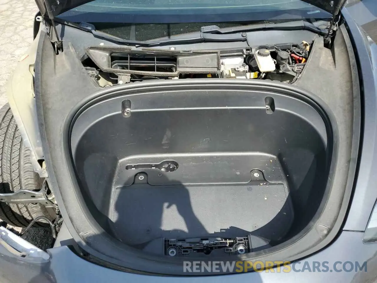 11 fotografías del automóvil dañado 5YJ3E1EB5LF589907 TESLA MODEL 3 2020