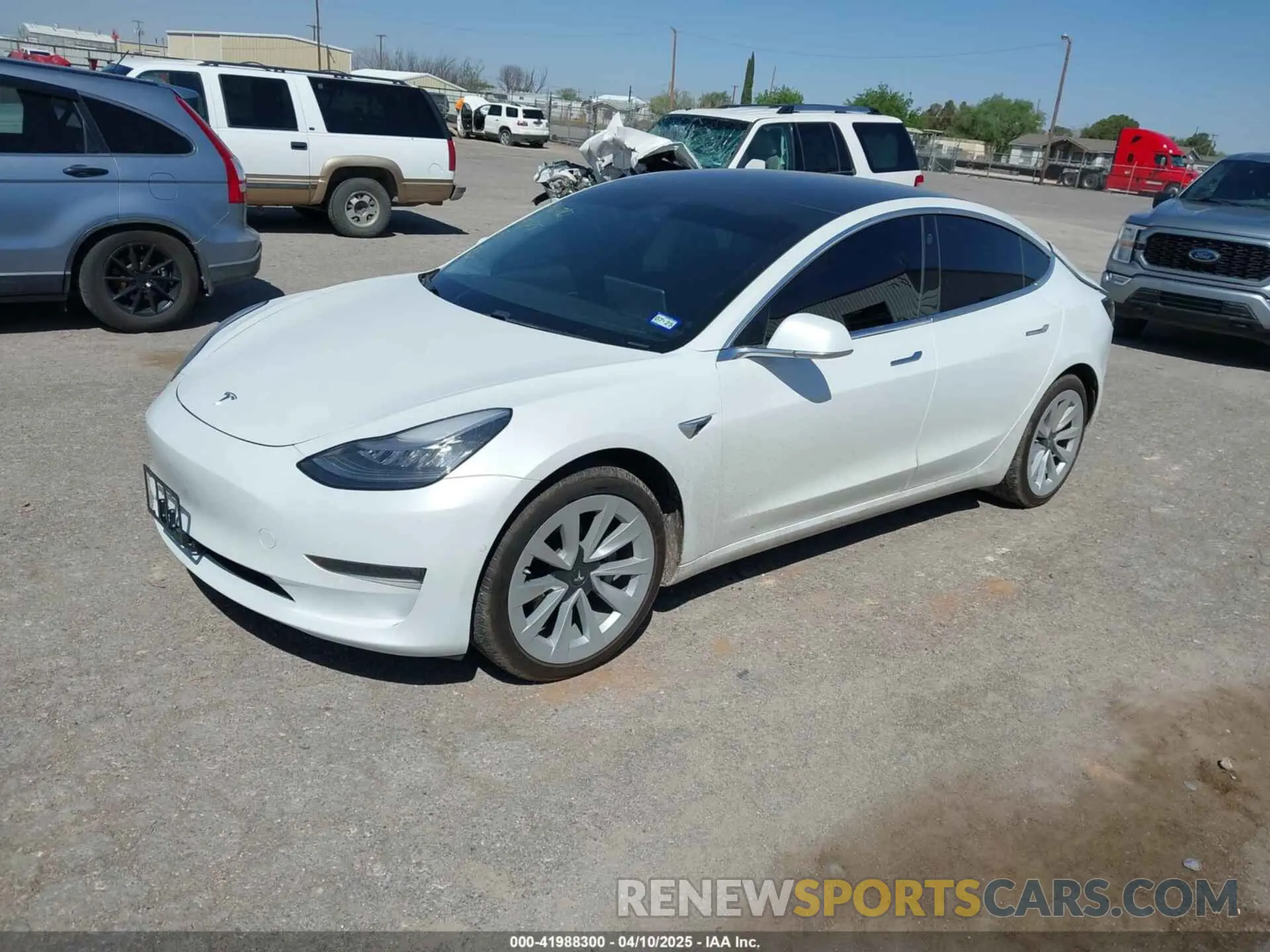 2 fotografías del automóvil dañado 5YJ3E1EB5LF621013 TESLA MODEL 3 2020