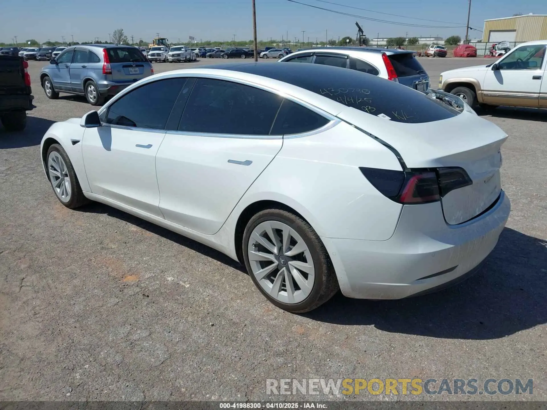 3 fotografías del automóvil dañado 5YJ3E1EB5LF621013 TESLA MODEL 3 2020