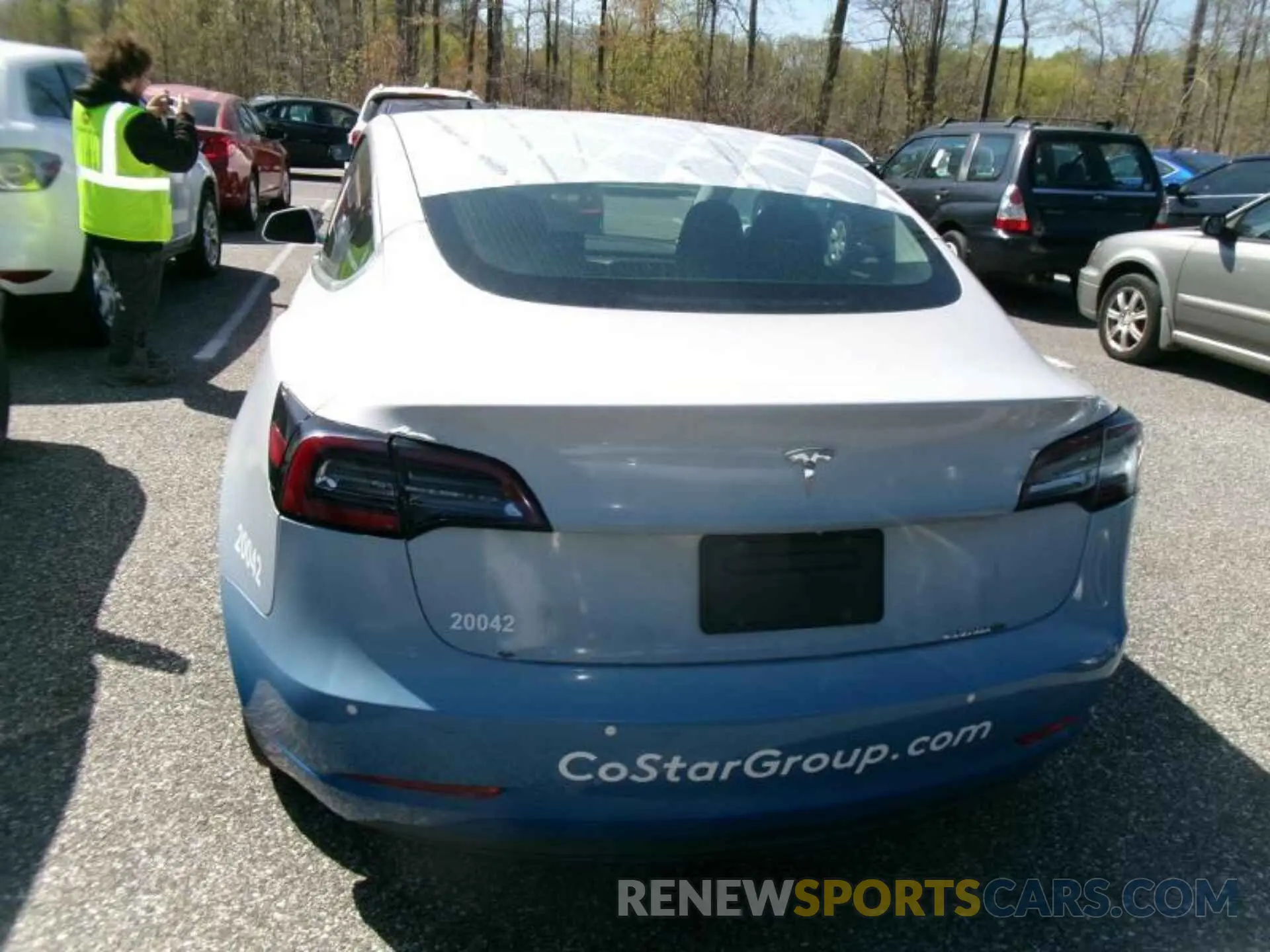 15 fotografías del automóvil dañado 5YJ3E1EB5LF637275 TESLA MODEL 3 2020