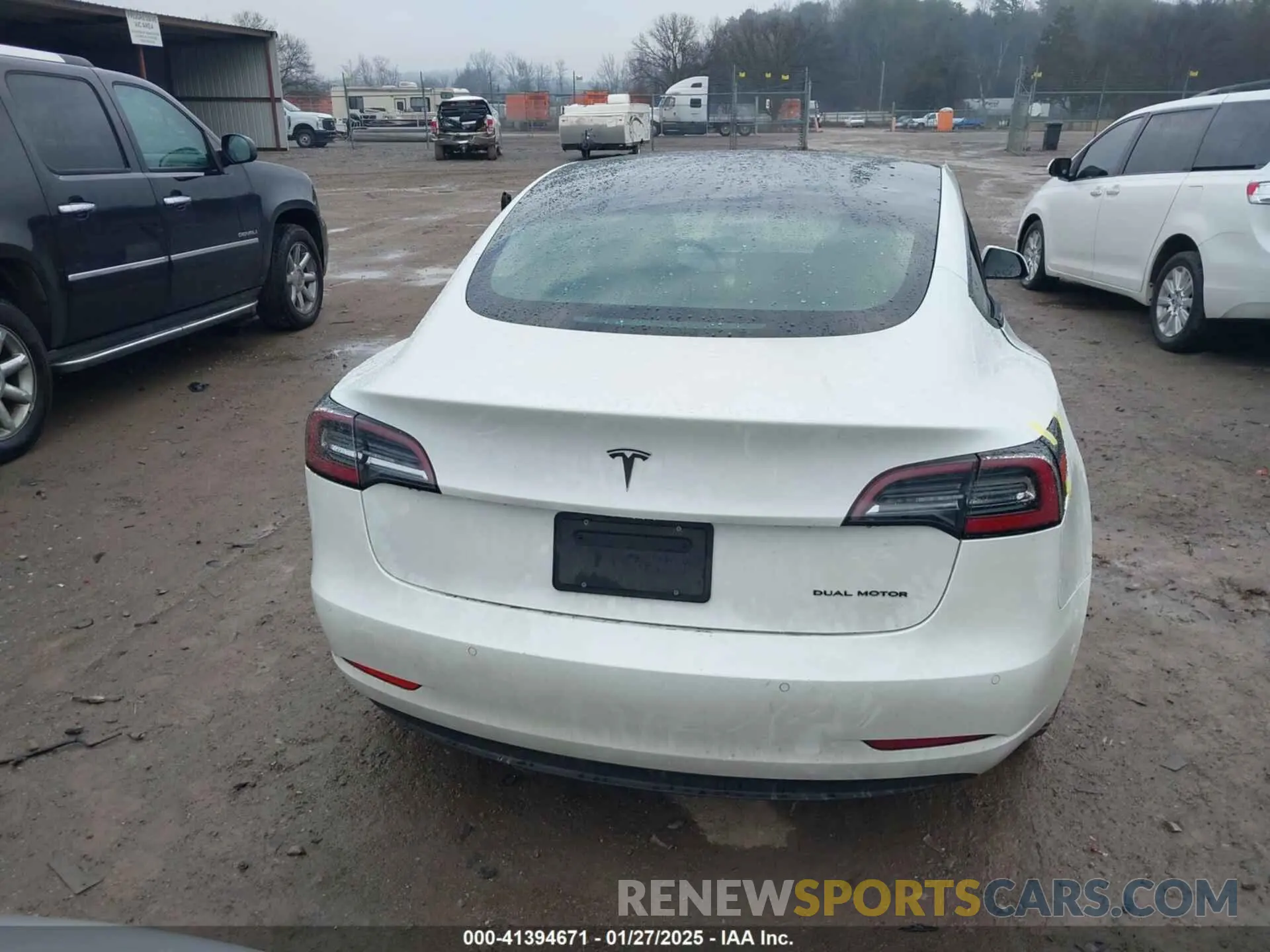 16 fotografías del automóvil dañado 5YJ3E1EB5LF665643 TESLA MODEL 3 2020