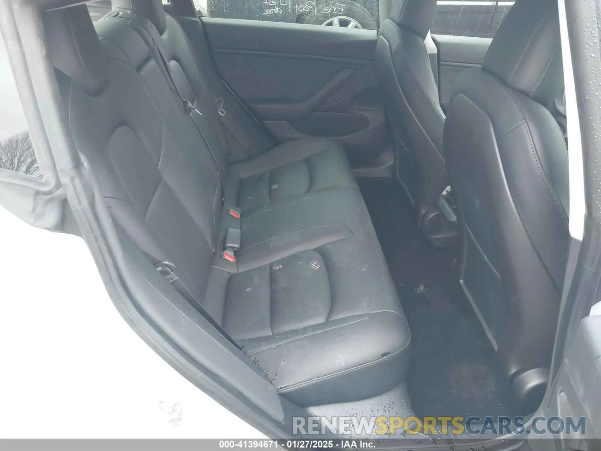 8 fotografías del automóvil dañado 5YJ3E1EB5LF665643 TESLA MODEL 3 2020