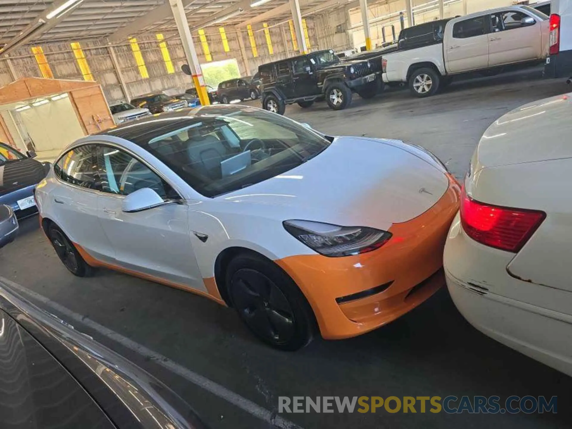 13 fotografías del automóvil dañado 5YJ3E1EB5LF790609 TESLA MODEL 3 2020