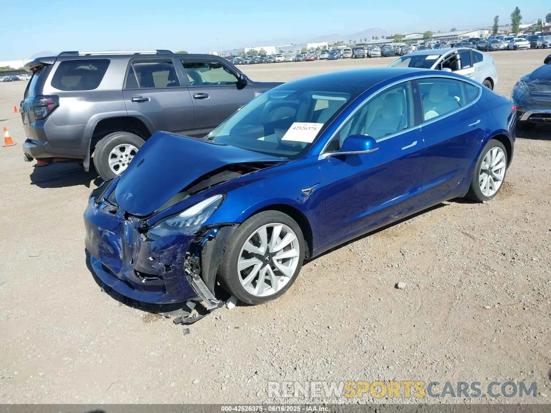2 fotografías del automóvil dañado 5YJ3E1EB5LF791503 TESLA MODEL 3 2020