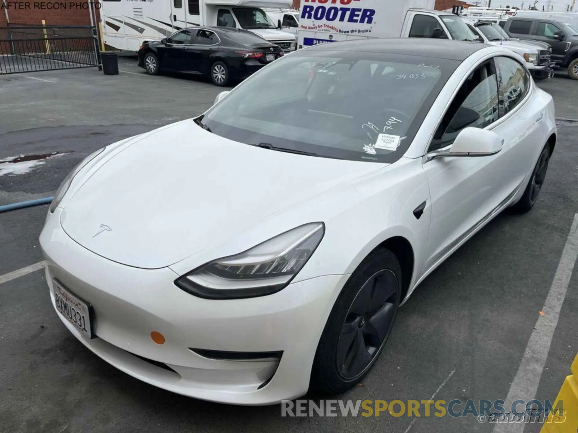 10 fotografías del automóvil dañado 5YJ3E1EB5LF800491 TESLA MODEL 3 2020