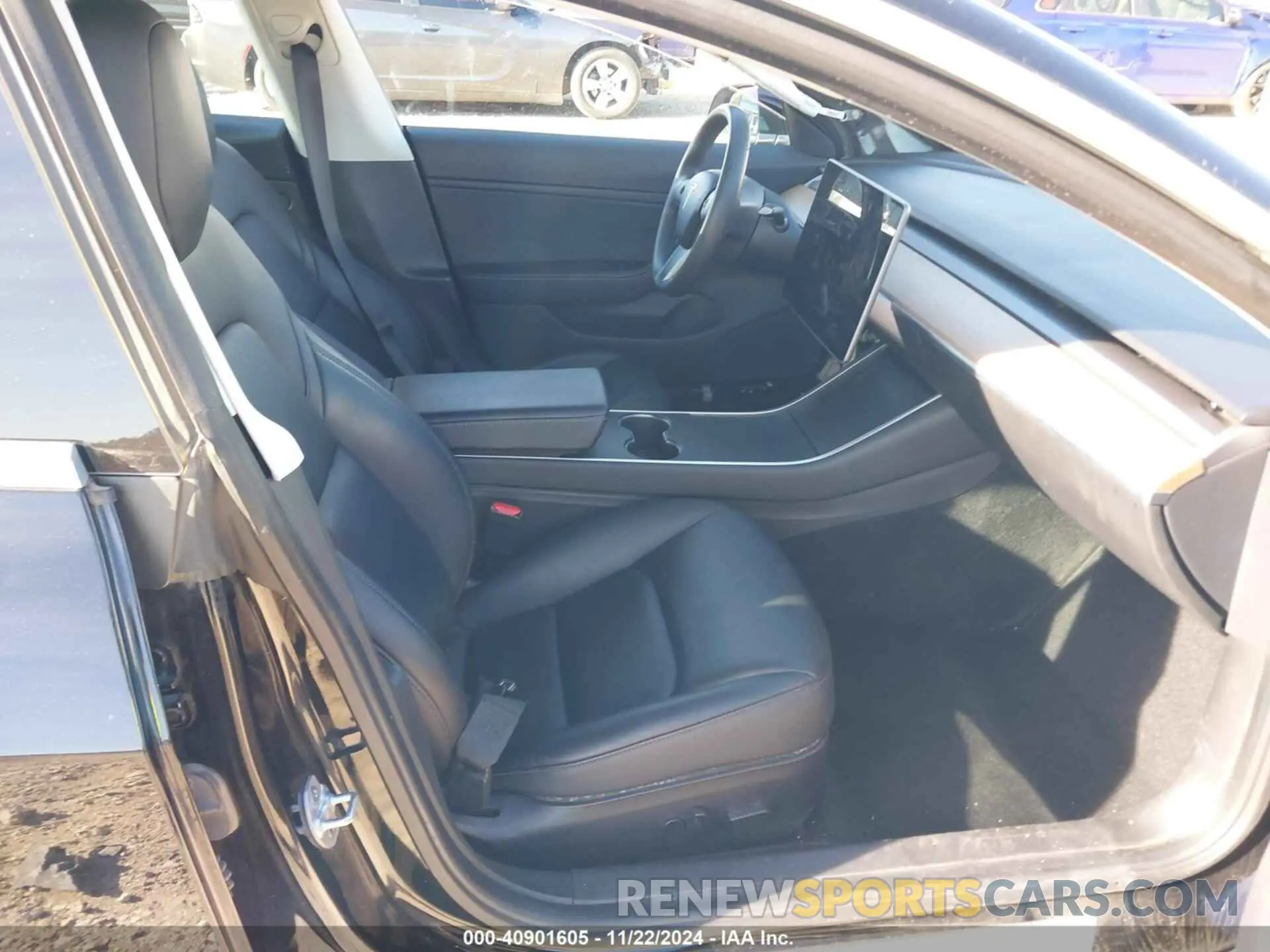 5 fotografías del automóvil dañado 5YJ3E1EB6LF599474 TESLA MODEL 3 2020