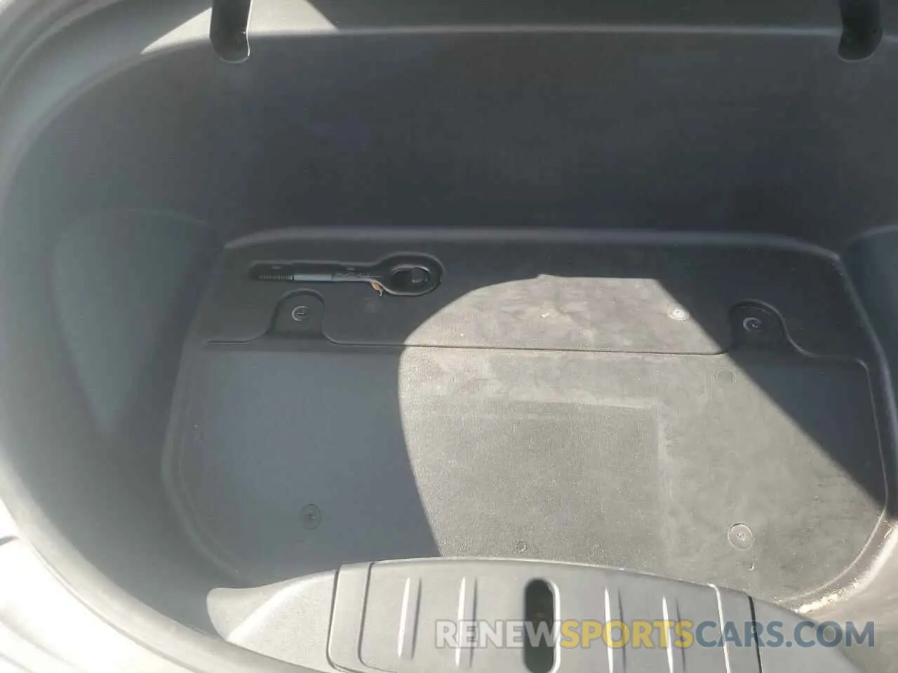11 fotografías del automóvil dañado 5YJ3E1EB6LF619125 TESLA MODEL 3 2020