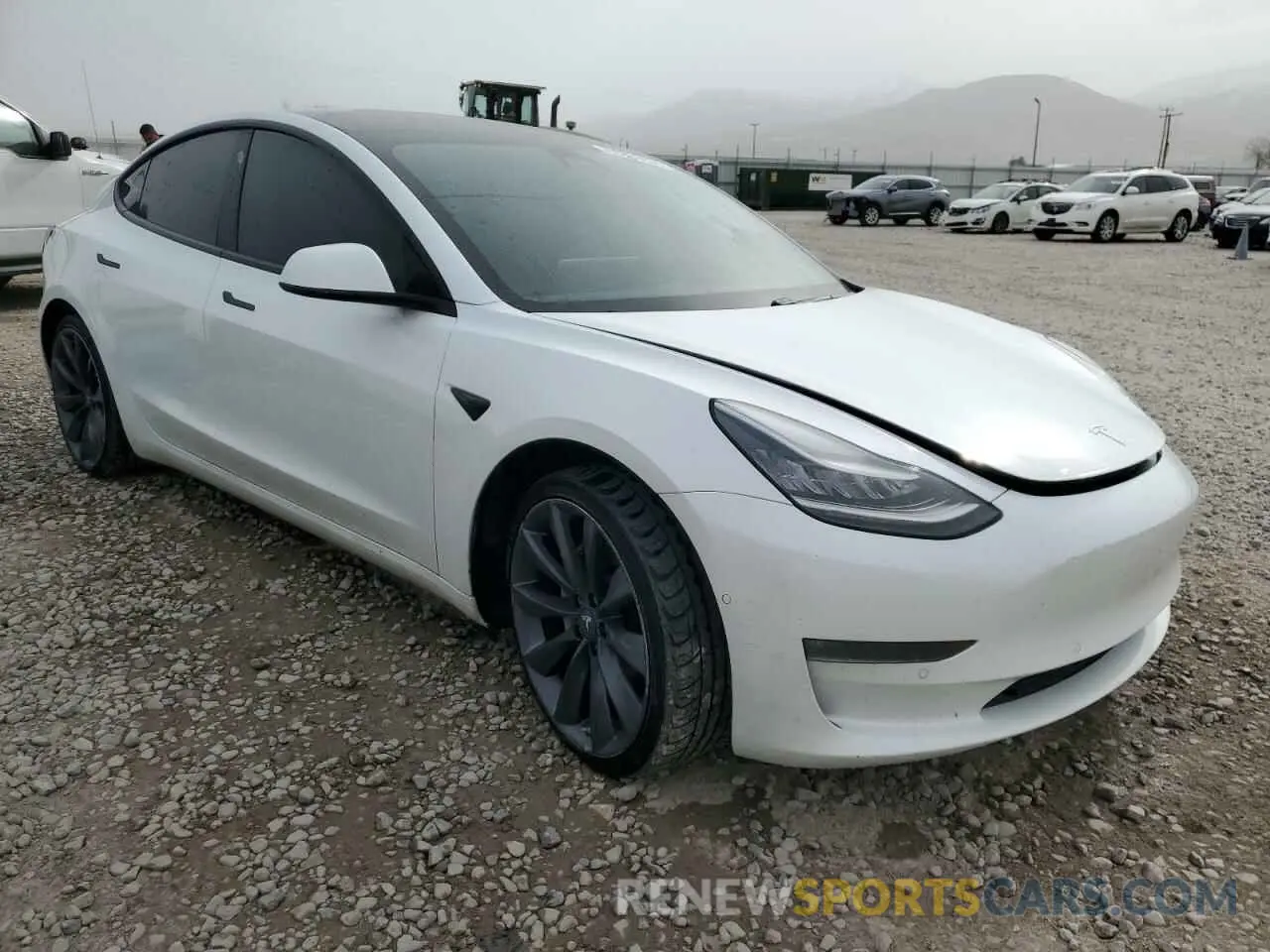 4 fotografías del automóvil dañado 5YJ3E1EB6LF628164 TESLA MODEL 3 2020