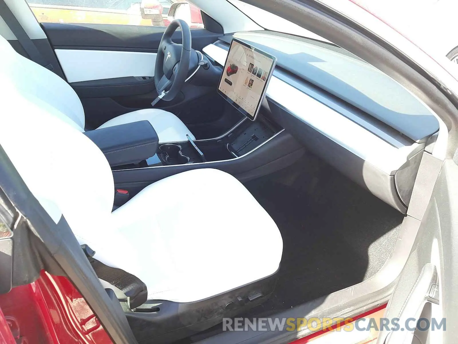5 fotografías del automóvil dañado 5YJ3E1EB6LF628603 TESLA MODEL 3 2020