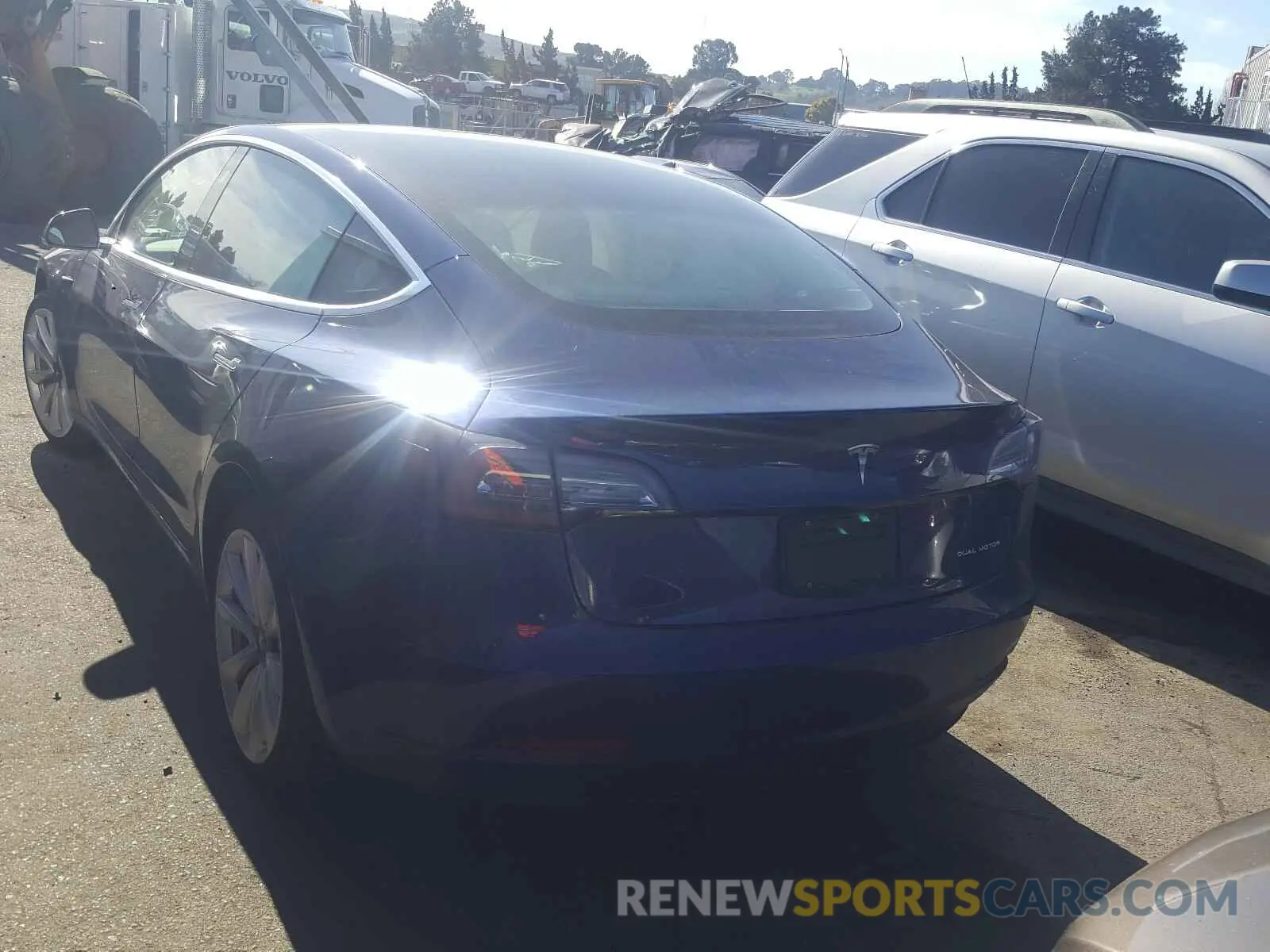 3 fotografías del automóvil dañado 5YJ3E1EB6LF640265 TESLA MODEL 3 2020