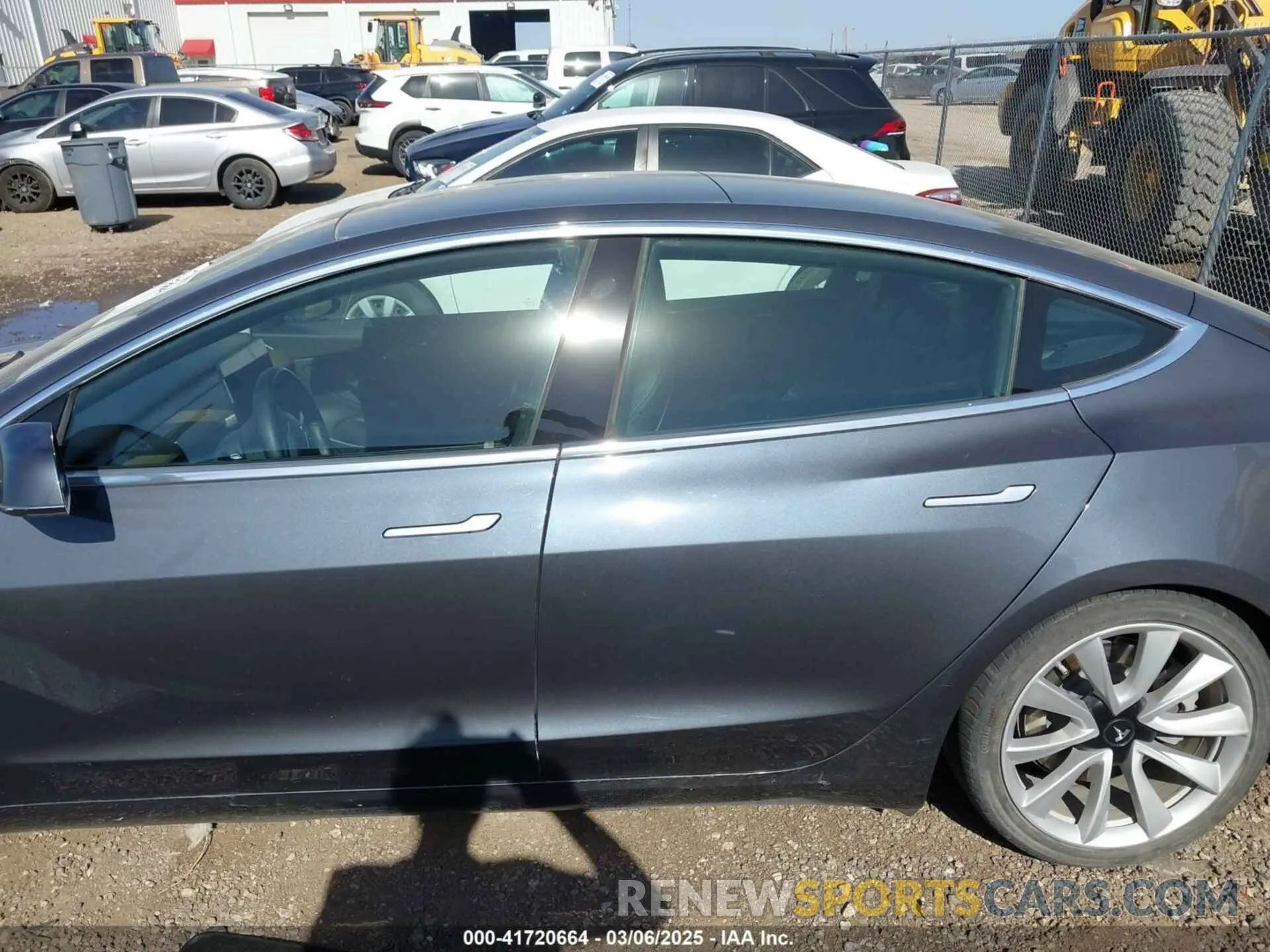 14 fotografías del automóvil dañado 5YJ3E1EB6LF666624 TESLA MODEL 3 2020