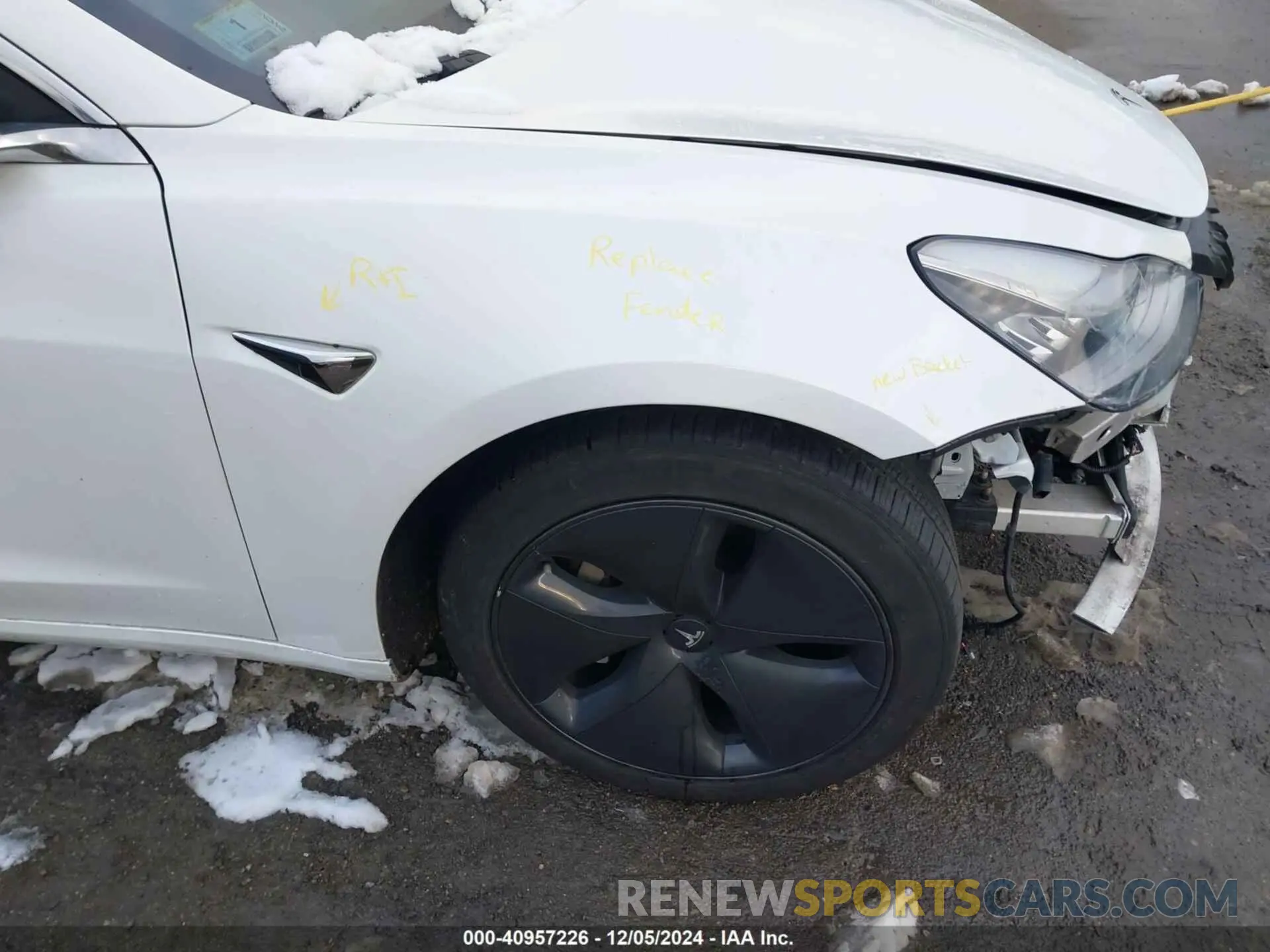 17 fotografías del automóvil dañado 5YJ3E1EB6LF784169 TESLA MODEL 3 2020