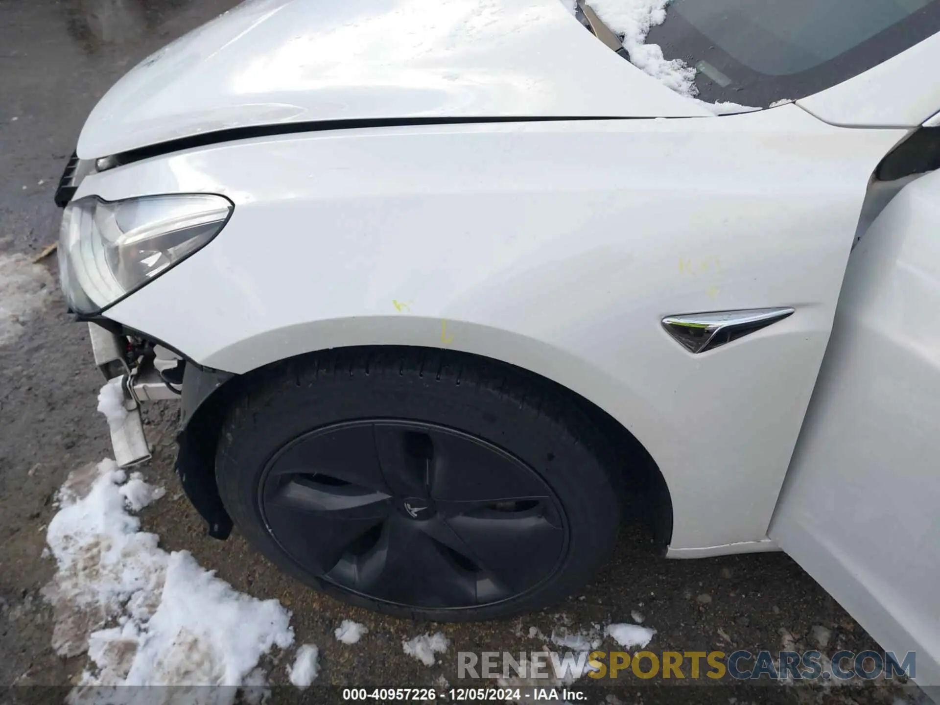 19 fotografías del automóvil dañado 5YJ3E1EB6LF784169 TESLA MODEL 3 2020