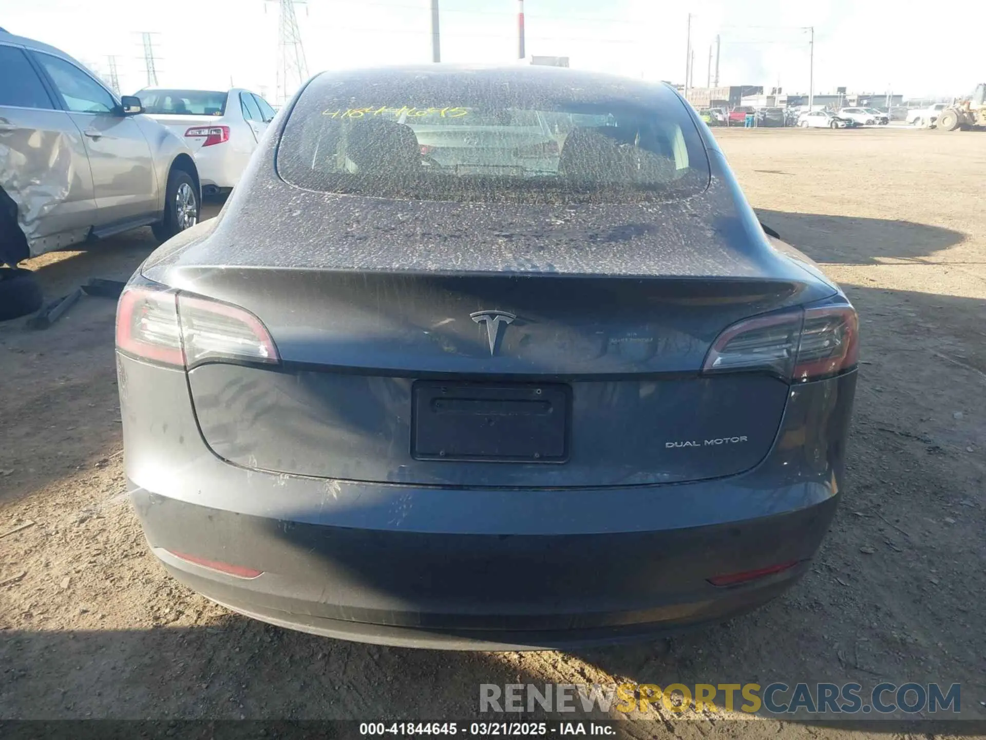15 fotografías del automóvil dañado 5YJ3E1EB6LF793583 TESLA MODEL 3 2020