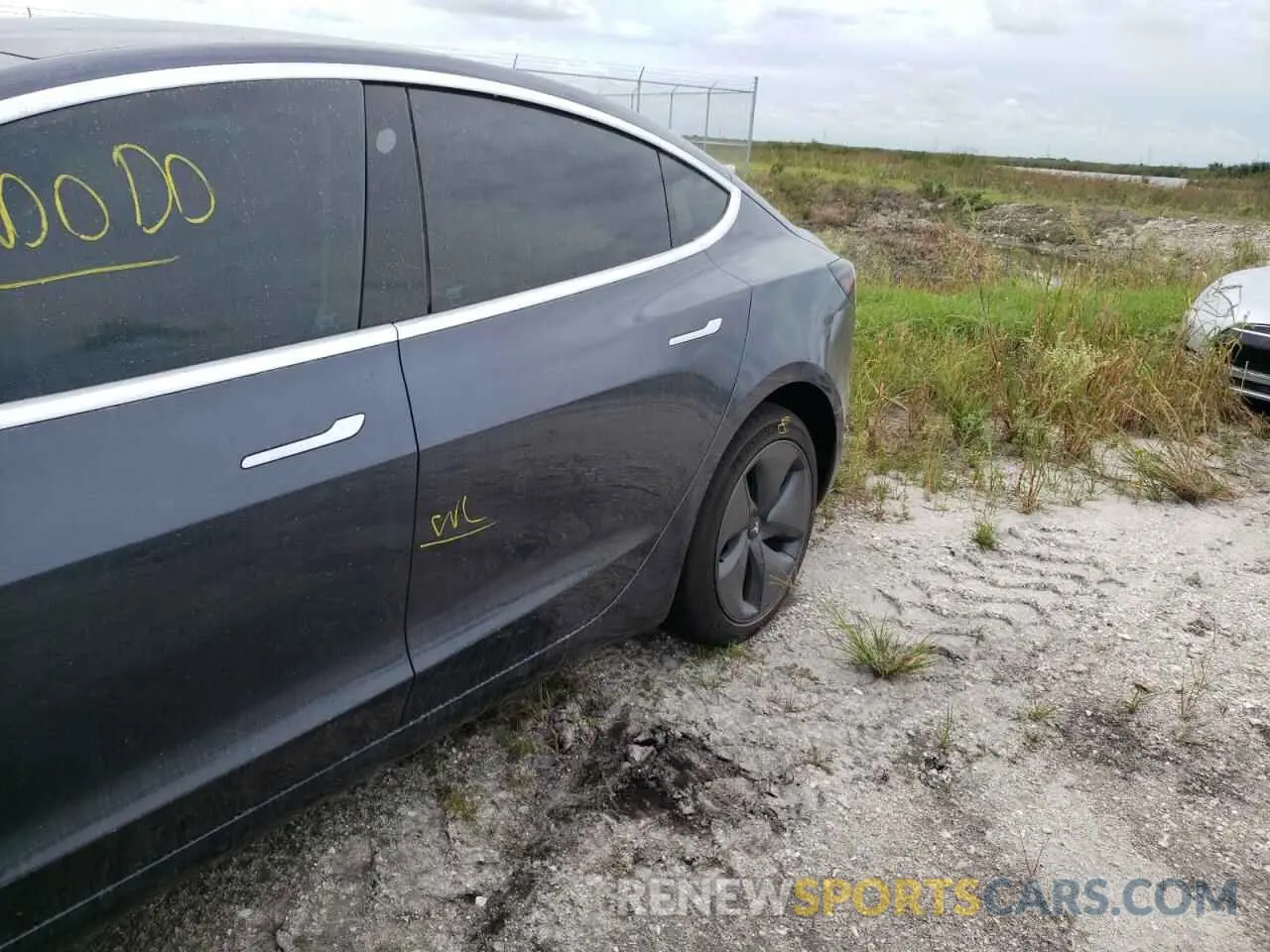 9 fotografías del automóvil dañado 5YJ3E1EB6LF794717 TESLA MODEL 3 2020