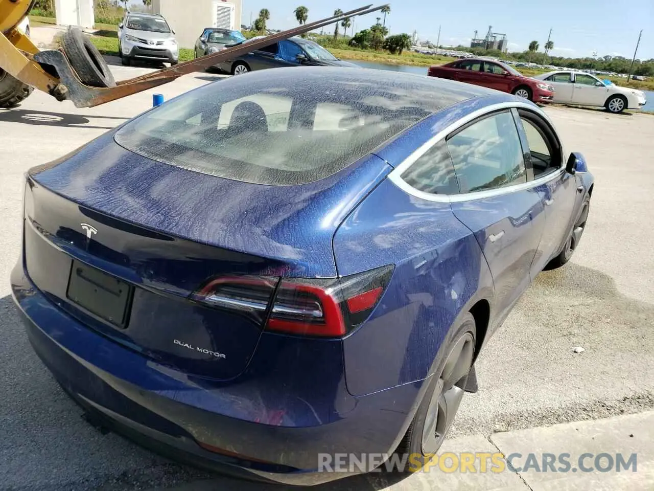 4 fotografías del automóvil dañado 5YJ3E1EB6LF794944 TESLA MODEL 3 2020