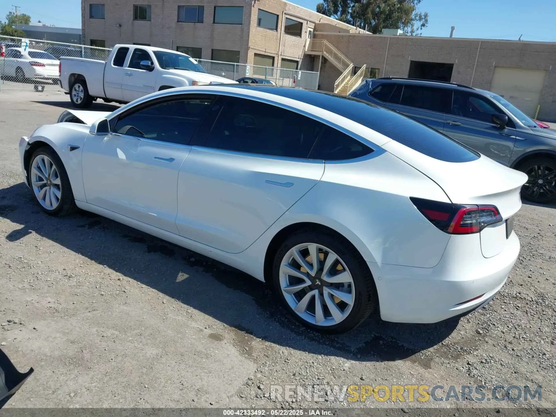 3 fotografías del automóvil dañado 5YJ3E1EB7LF622860 TESLA MODEL 3 2020