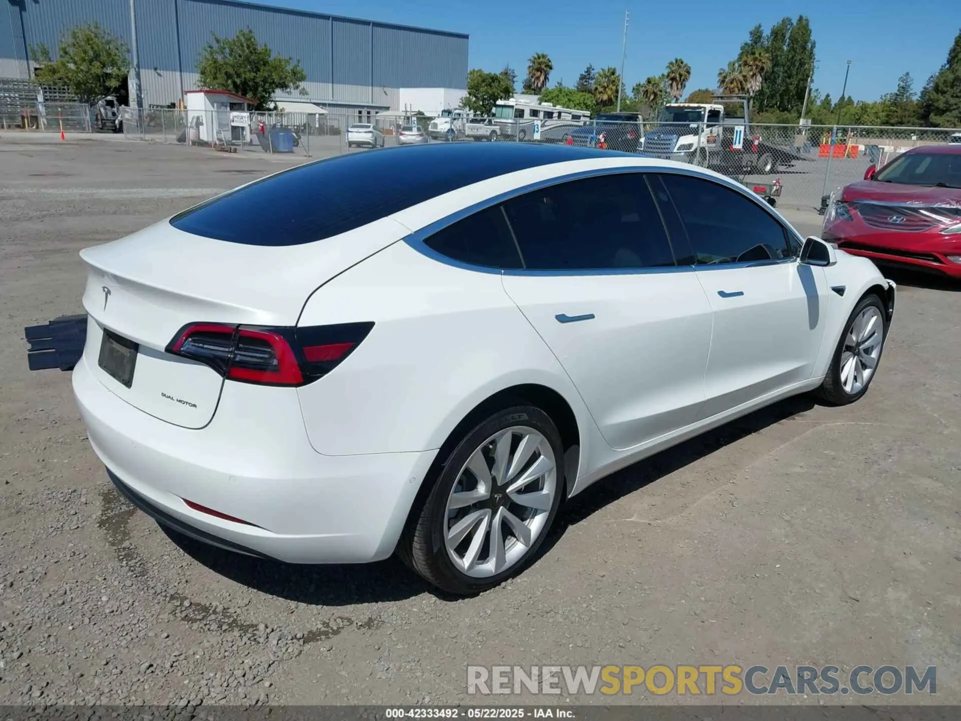 4 fotografías del automóvil dañado 5YJ3E1EB7LF622860 TESLA MODEL 3 2020