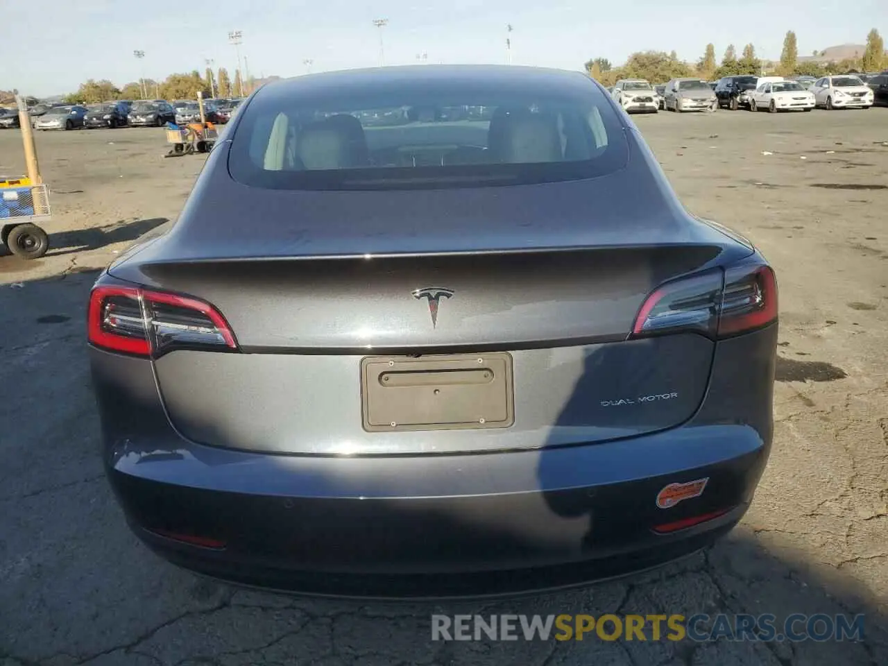 6 fotografías del automóvil dañado 5YJ3E1EB7LF635544 TESLA MODEL 3 2020