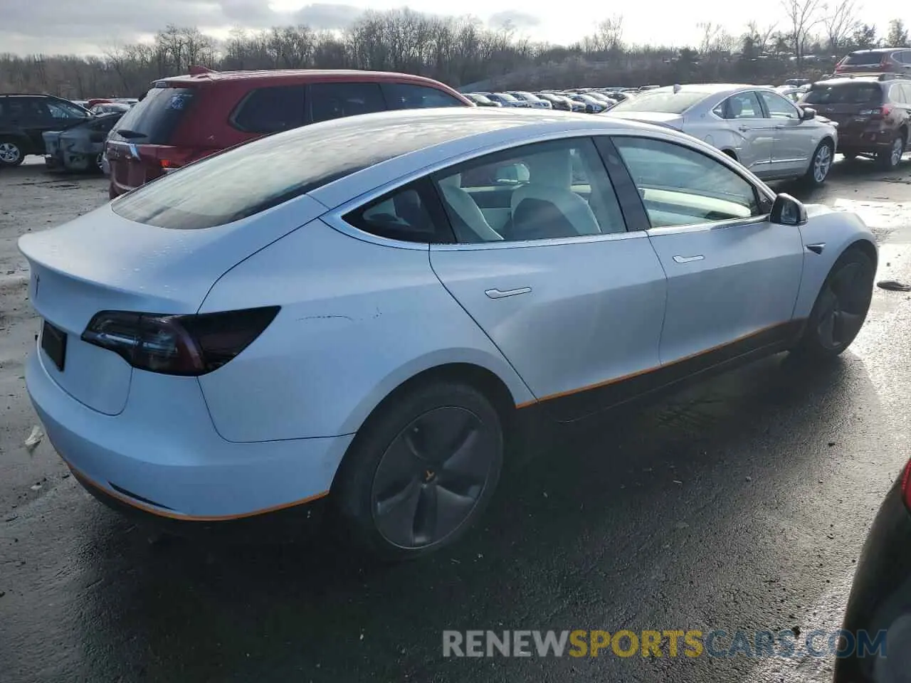 3 fotografías del automóvil dañado 5YJ3E1EB7LF639660 TESLA MODEL 3 2020