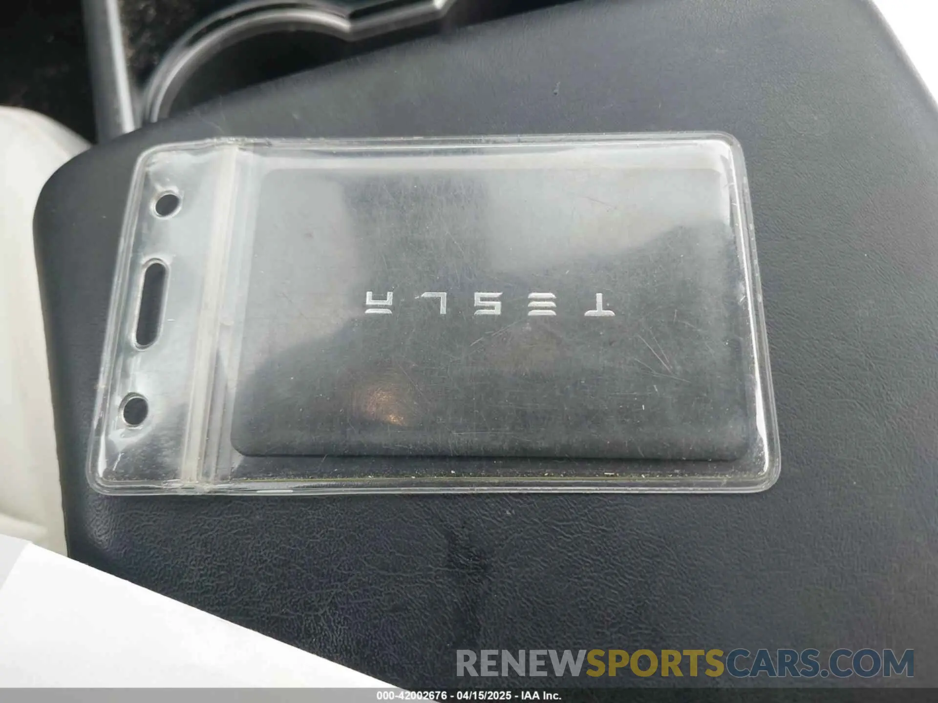 11 fotografías del automóvil dañado 5YJ3E1EB7LF668172 TESLA MODEL 3 2020