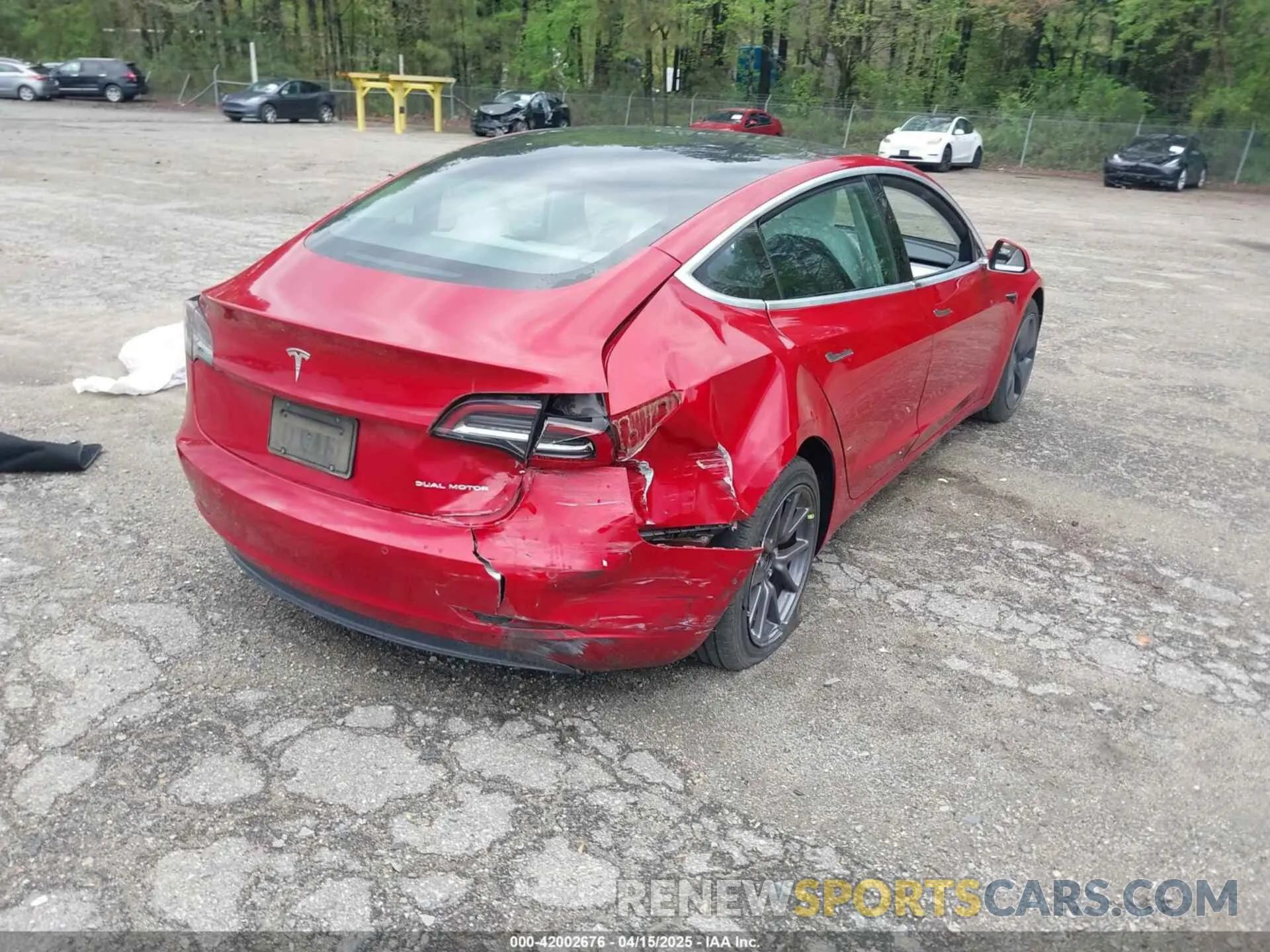 4 fotografías del automóvil dañado 5YJ3E1EB7LF668172 TESLA MODEL 3 2020