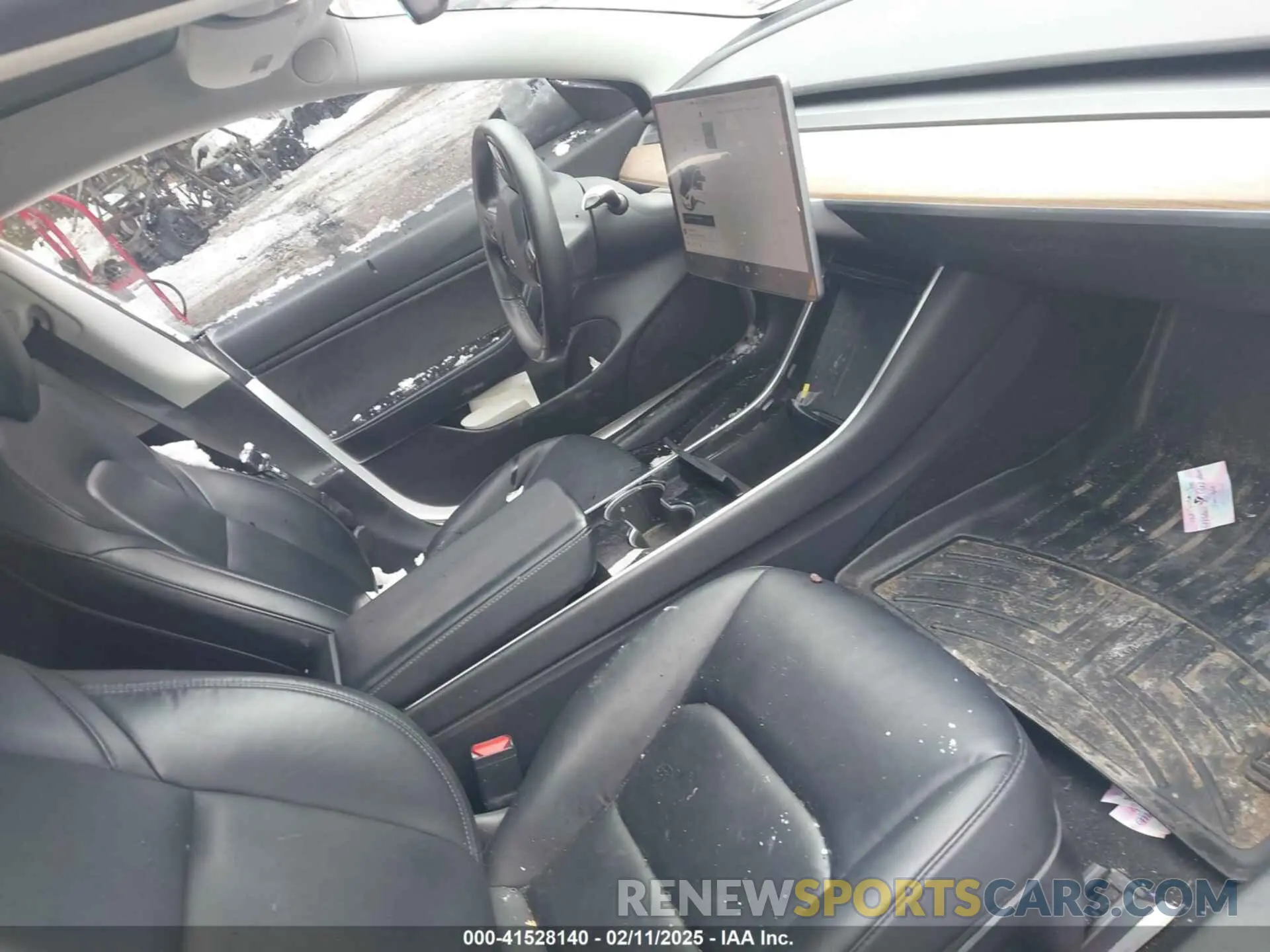 5 fotografías del automóvil dañado 5YJ3E1EB7LF741850 TESLA MODEL 3 2020