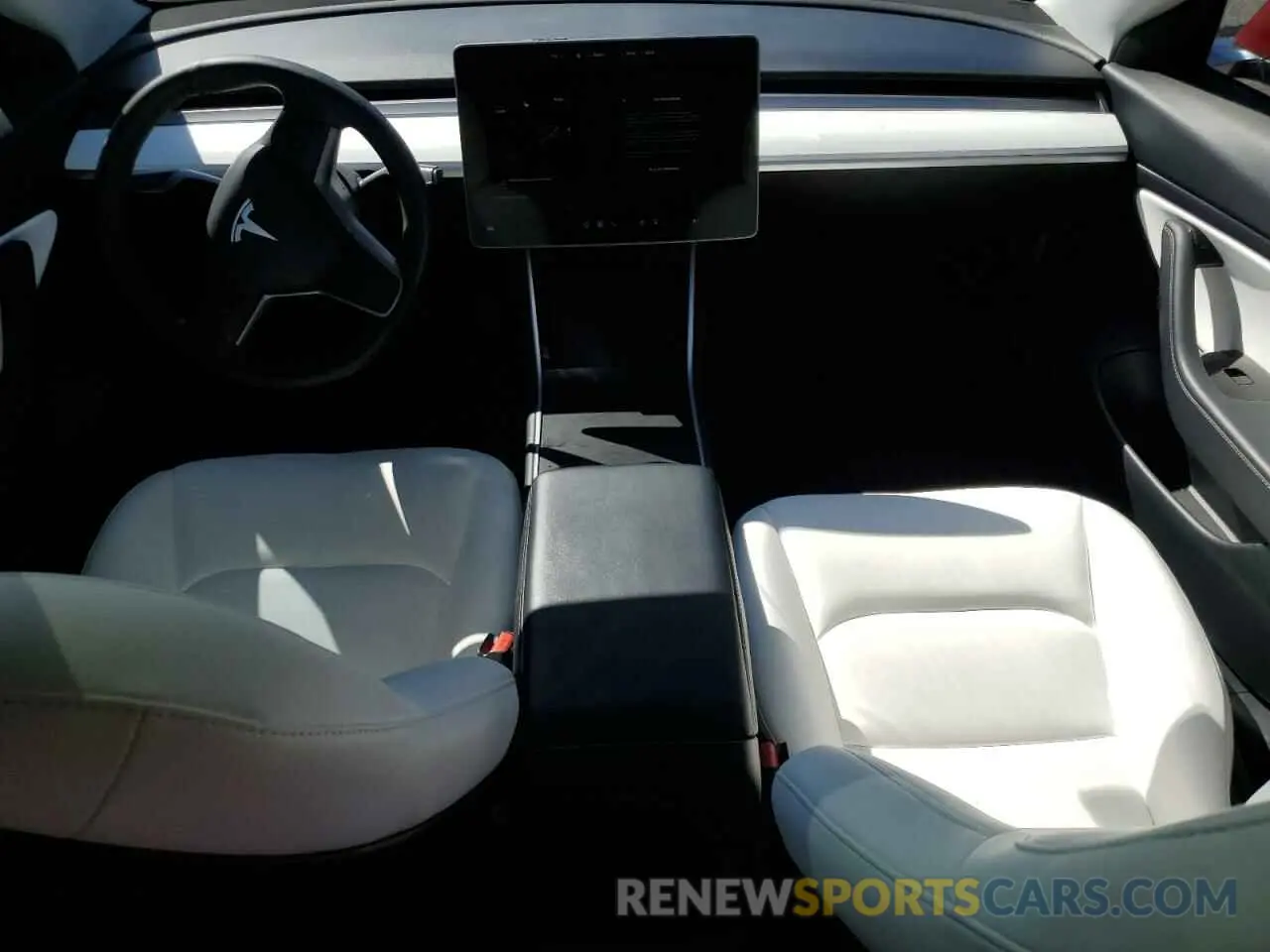 8 fotografías del automóvil dañado 5YJ3E1EB7LF742156 TESLA MODEL 3 2020