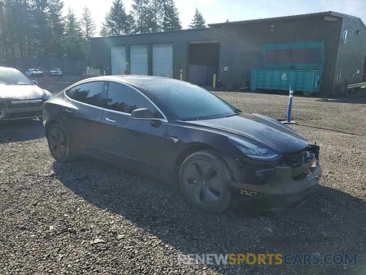 4 fotografías del automóvil dañado 5YJ3E1EB7LF746241 TESLA MODEL 3 2020