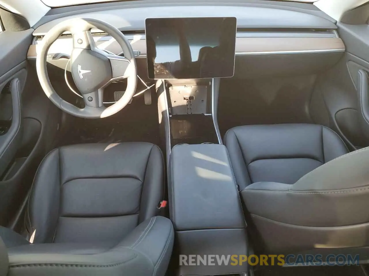 8 fotografías del automóvil dañado 5YJ3E1EB8LF510374 TESLA MODEL 3 2020
