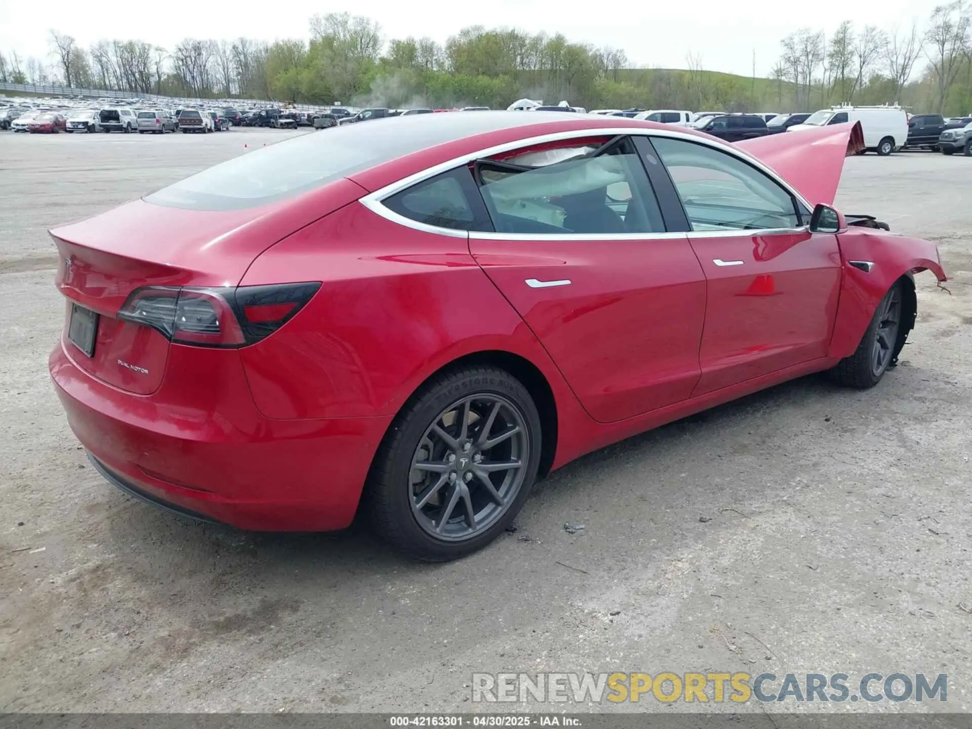 4 fotografías del automóvil dañado 5YJ3E1EB8LF600267 TESLA MODEL 3 2020