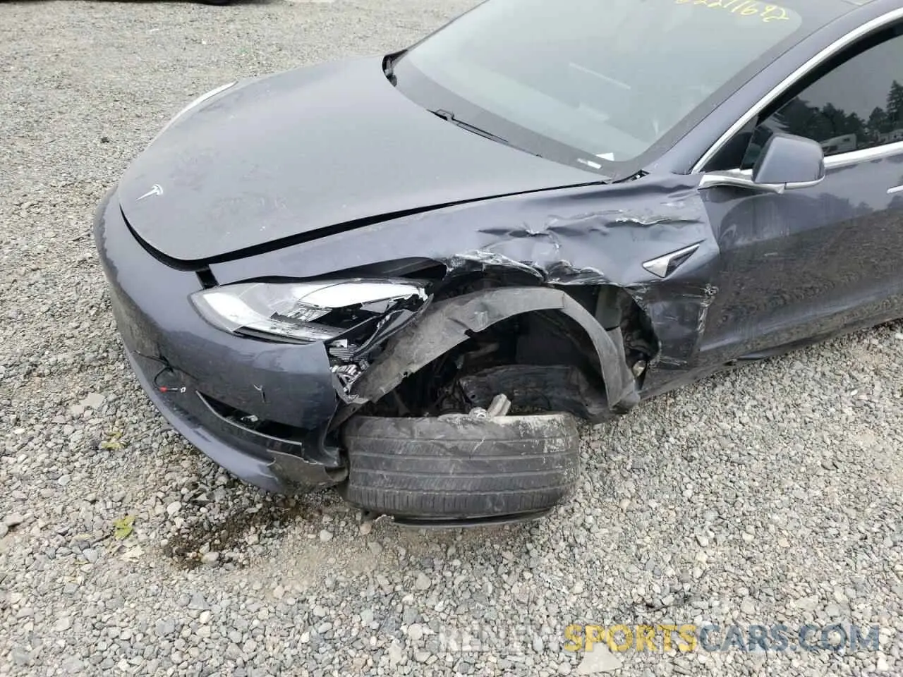 9 fotografías del automóvil dañado 5YJ3E1EB8LF635455 TESLA MODEL 3 2020