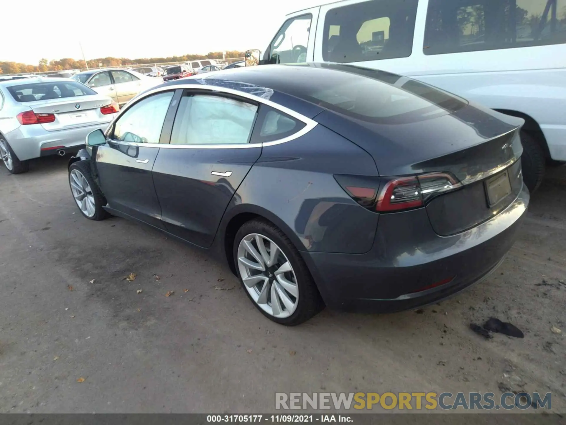 3 fotografías del automóvil dañado 5YJ3E1EB8LF646407 TESLA MODEL 3 2020