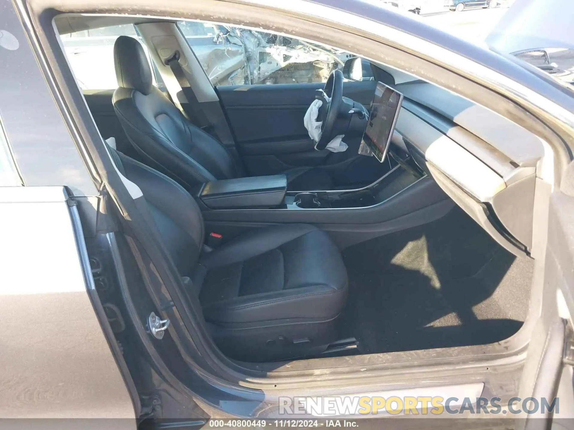 5 fotografías del automóvil dañado 5YJ3E1EB8LF649548 TESLA MODEL 3 2020