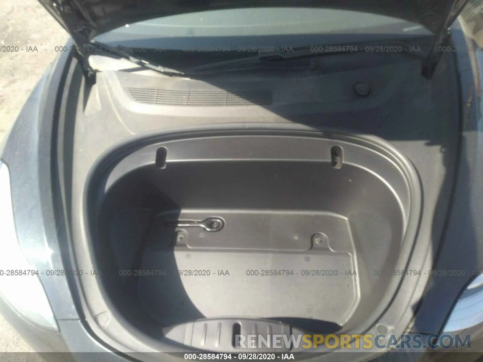 10 fotografías del automóvil dañado 5YJ3E1EB8LF651817 TESLA MODEL 3 2020