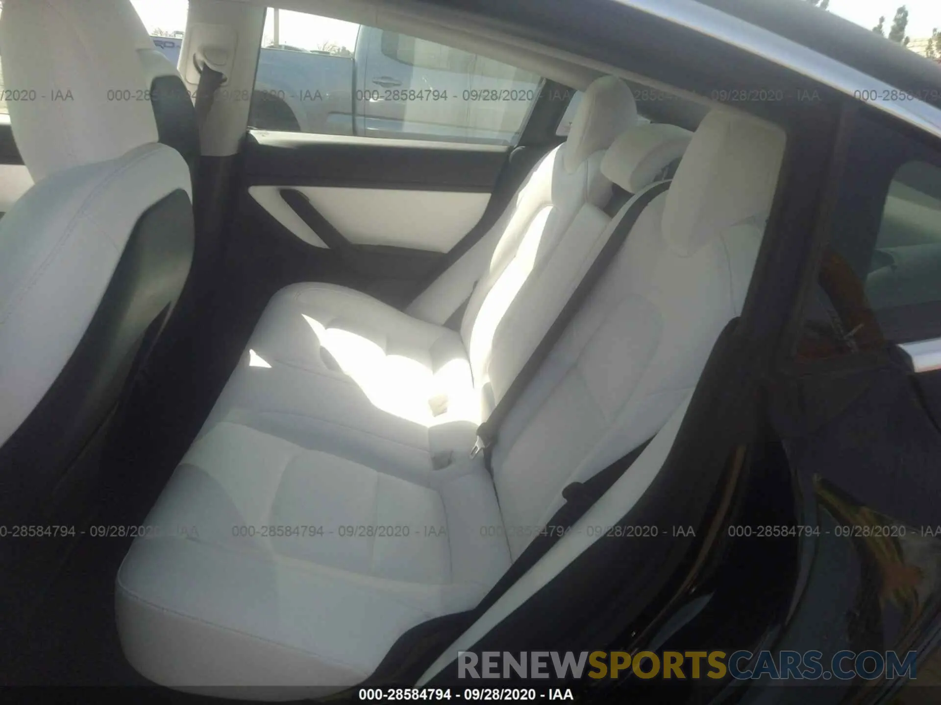 8 fotografías del automóvil dañado 5YJ3E1EB8LF651817 TESLA MODEL 3 2020