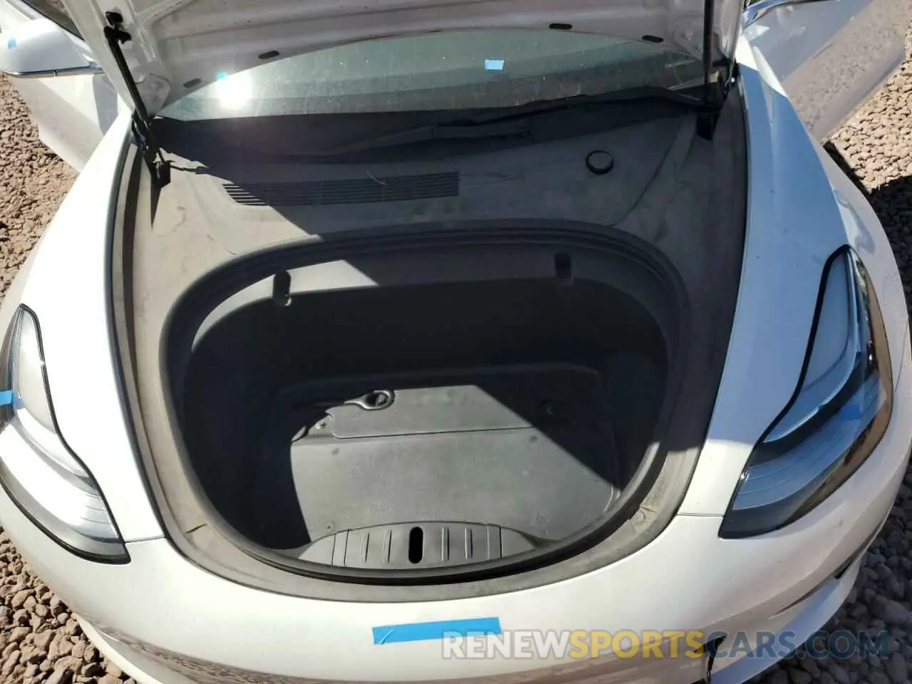 11 fotografías del automóvil dañado 5YJ3E1EB8LF712308 TESLA MODEL 3 2020