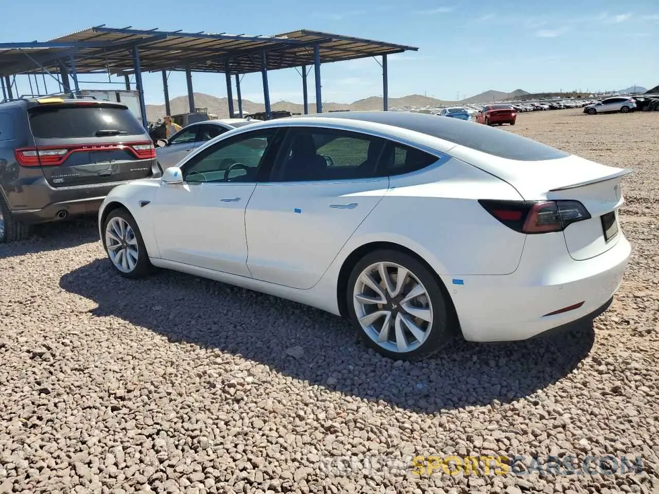 2 fotografías del automóvil dañado 5YJ3E1EB8LF712308 TESLA MODEL 3 2020