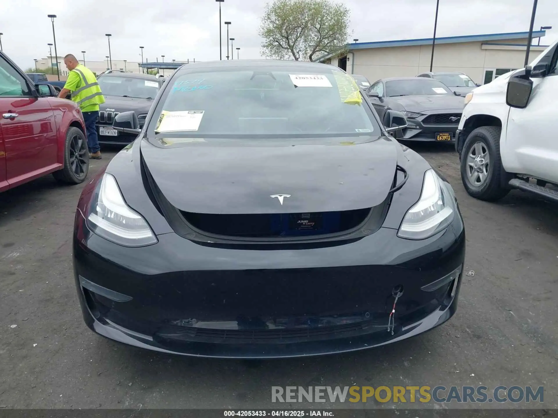 13 fotografías del automóvil dañado 5YJ3E1EB8LF790197 TESLA MODEL 3 2020